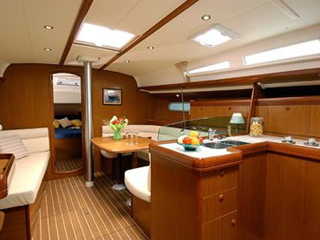Jeanneau Sun Odyssey 42 i POSEIDON – bilde 2 av 3
