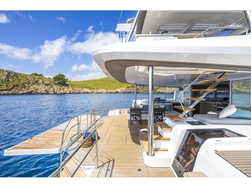 Lagoon 60 CATWALK I