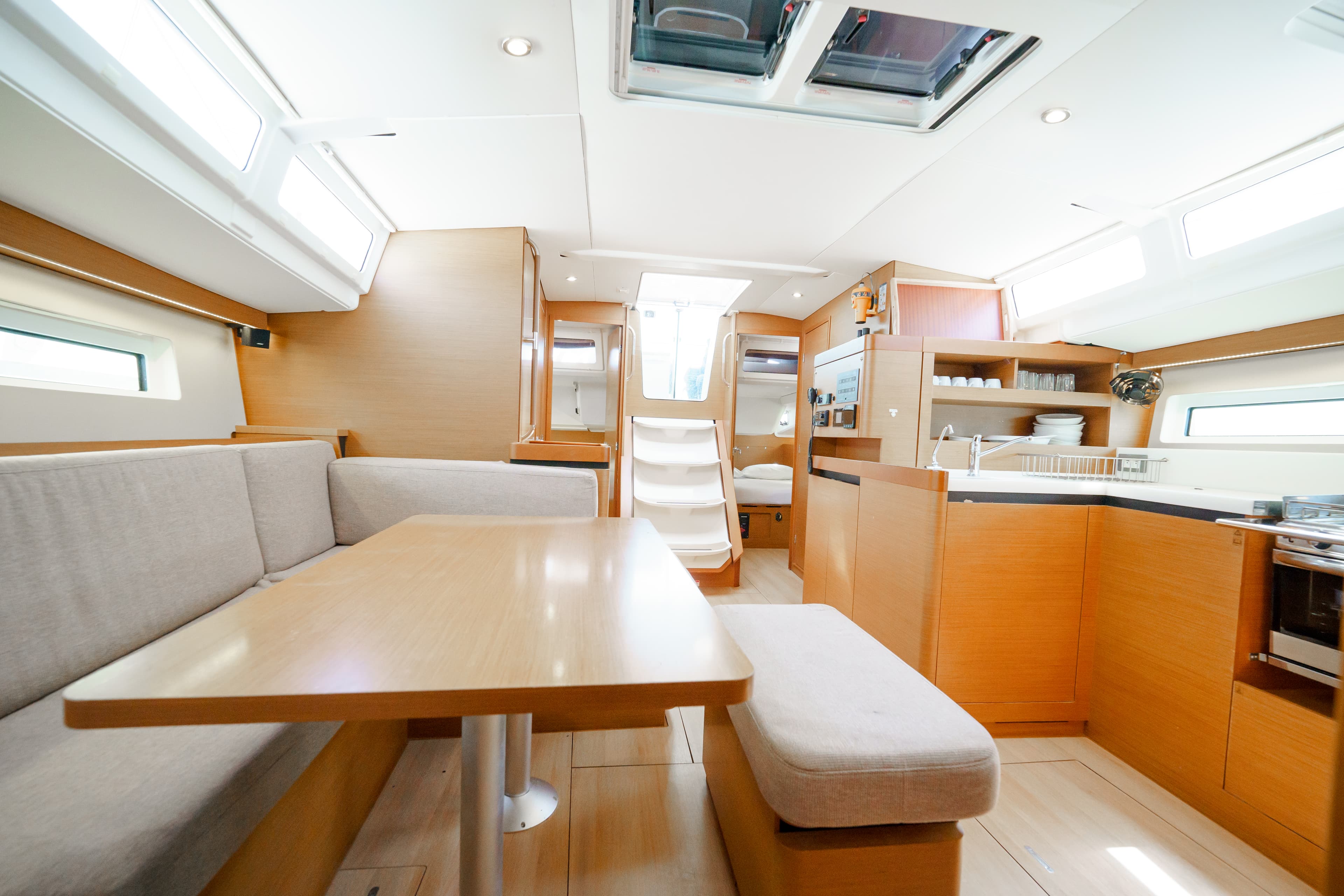 Jeanneau Sun Odyssey 490 Kalm – bilde 5 av 27