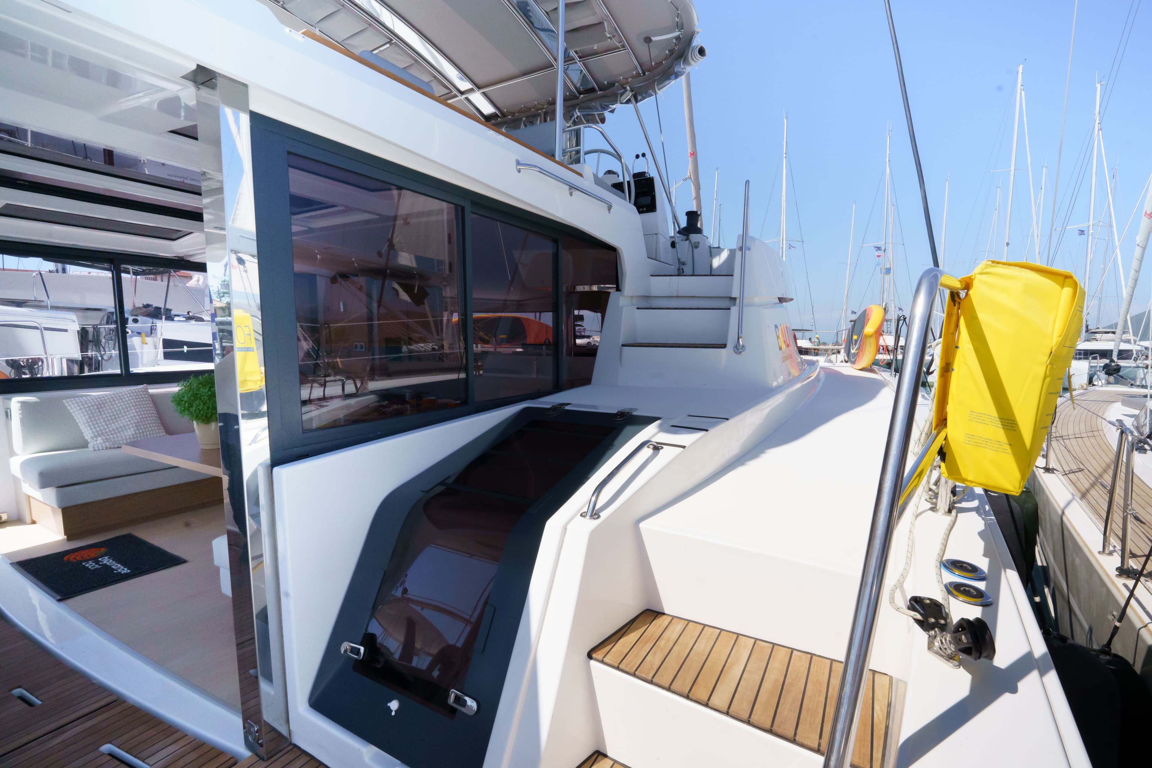 Bali 4.8 The Big Orange Boat – bilde 3 av 40