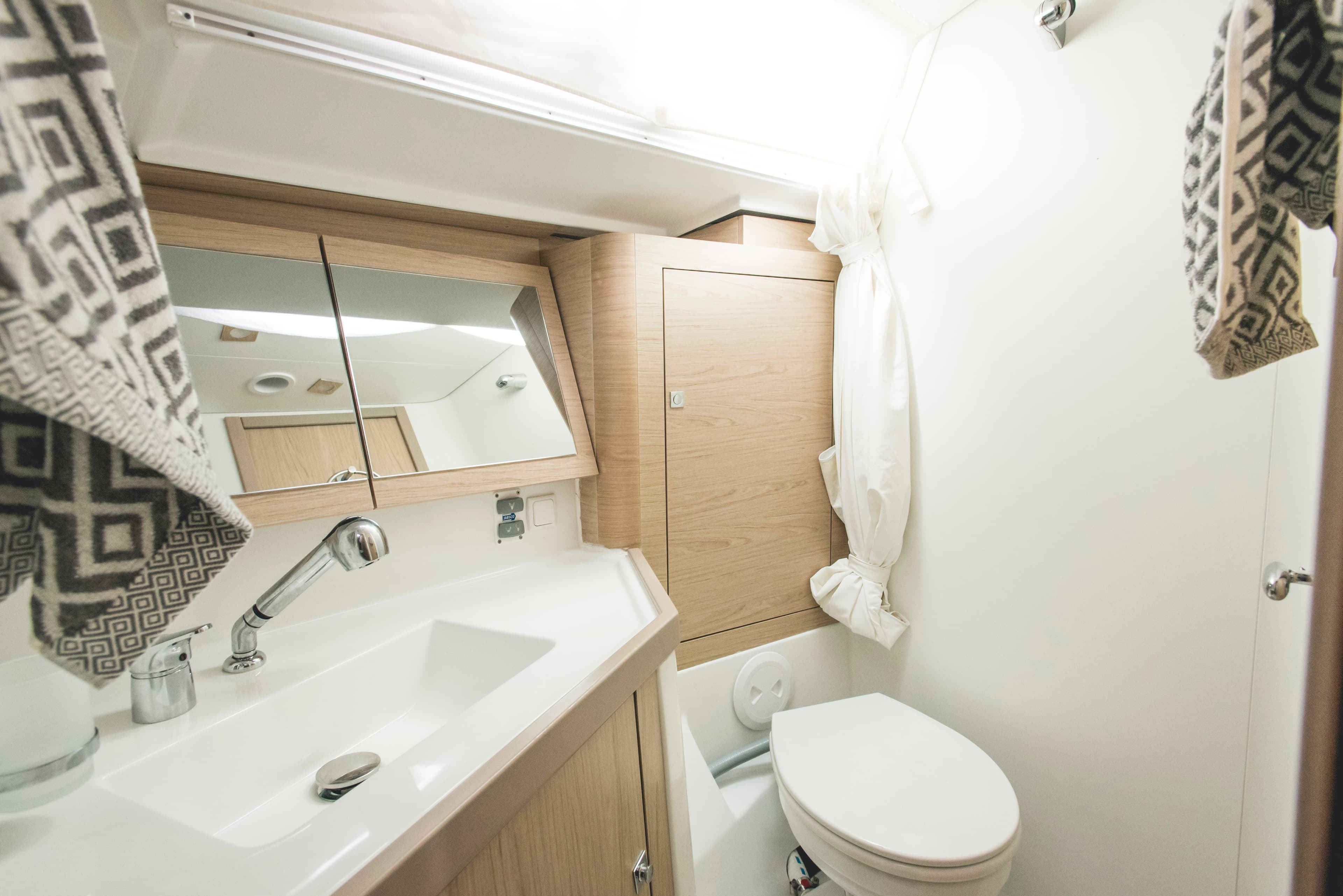 Beneteau Oceanis 45 Ayther - Standard line – bilde 3 av 13
