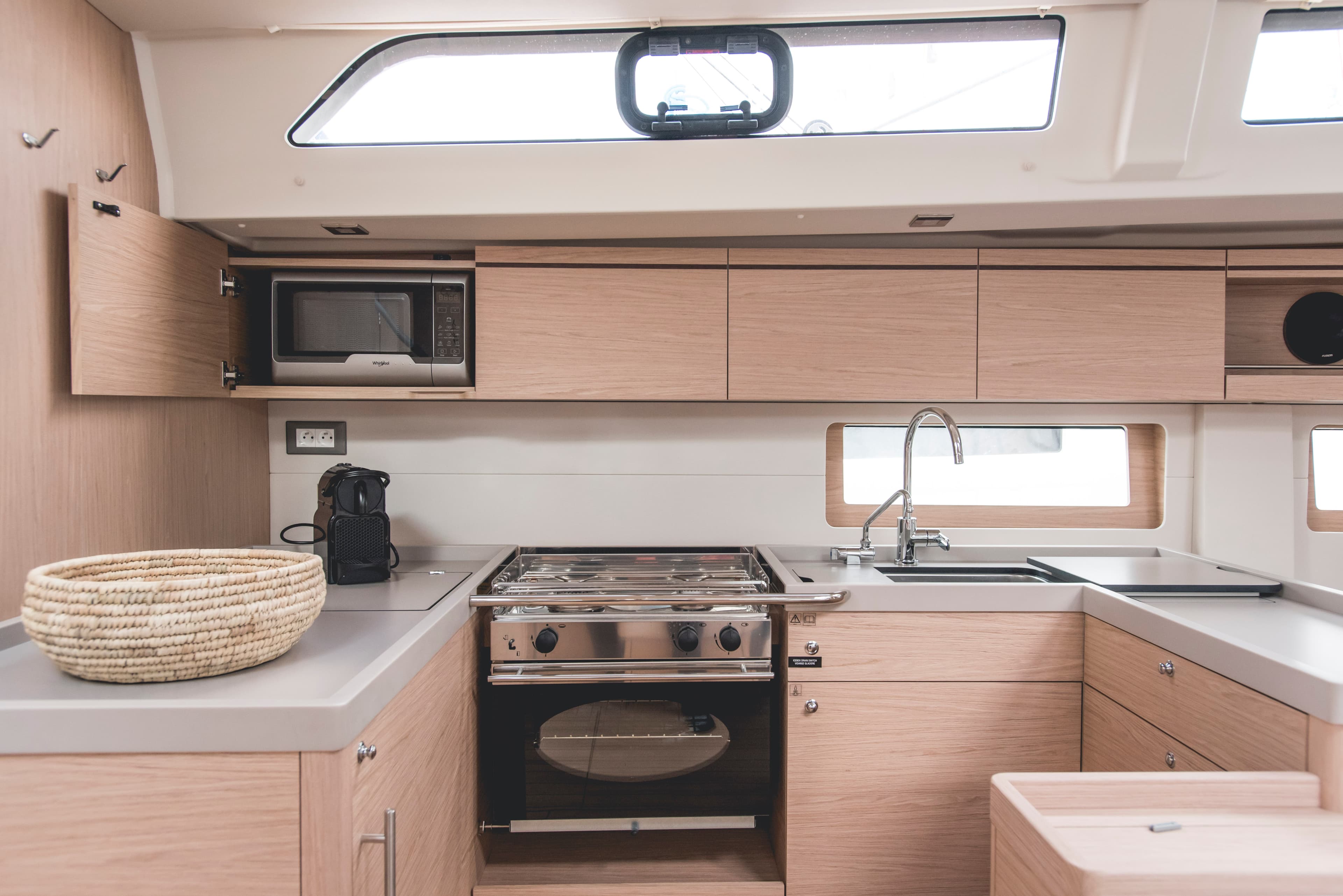 Beneteau Oceanis 51.1 Aphros - Standard Line – bilde 5 av 16
