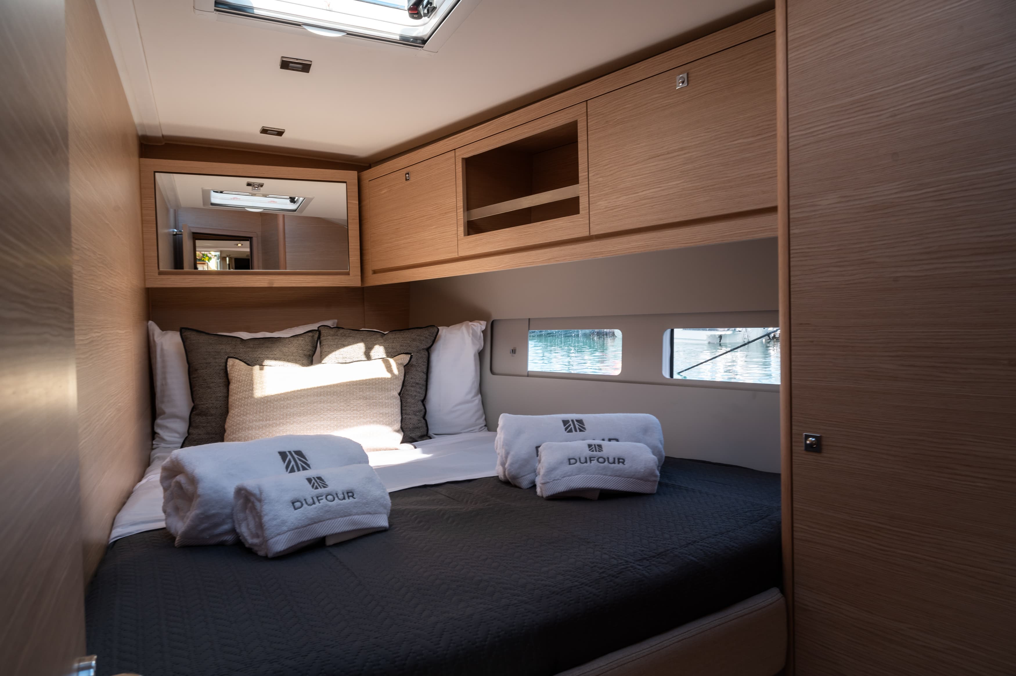 Dufour 530 Ionian Blue – bilde 3 av 12
