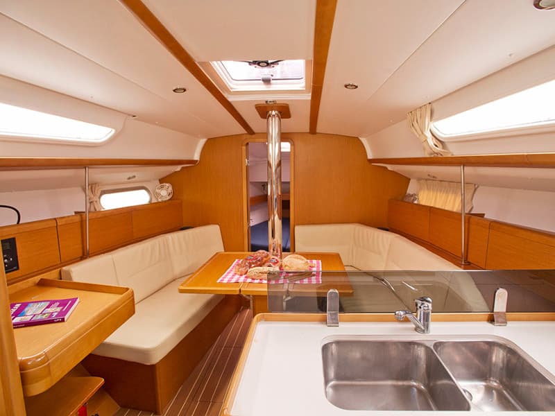 Jeanneau Sun Odyssey 36i Izella – bilde 3 av 6