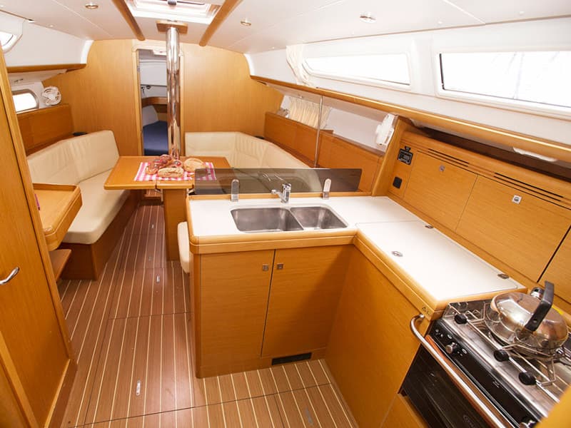Jeanneau Sun Odyssey 36i Izella – bilde 4 av 6