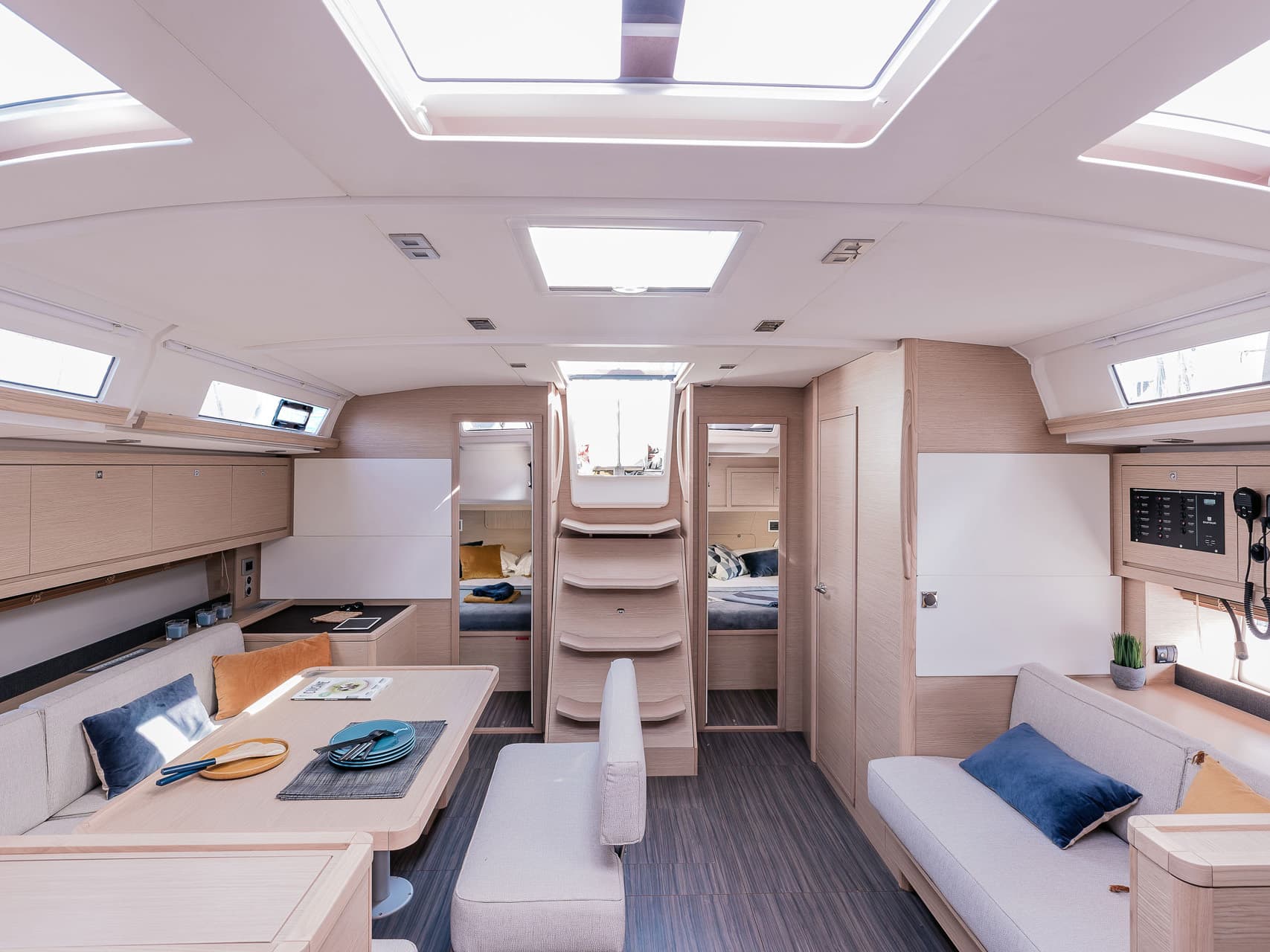 Dufour 470 Luna – bilde 2 av 3