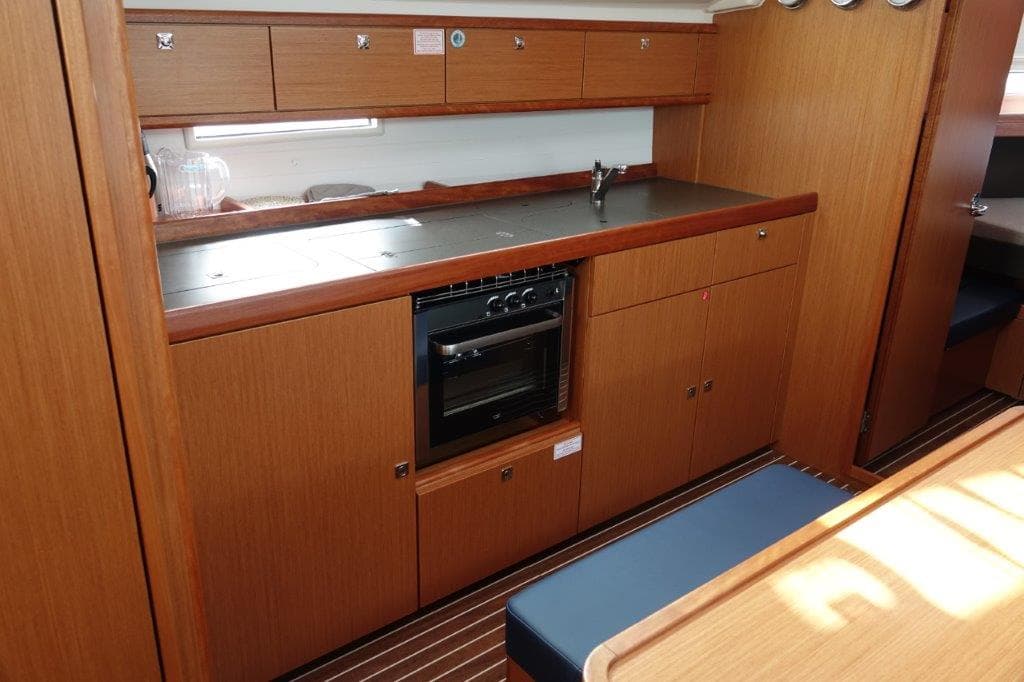 Bavaria Cruiser 41 Oberon – bilde 2 av 6