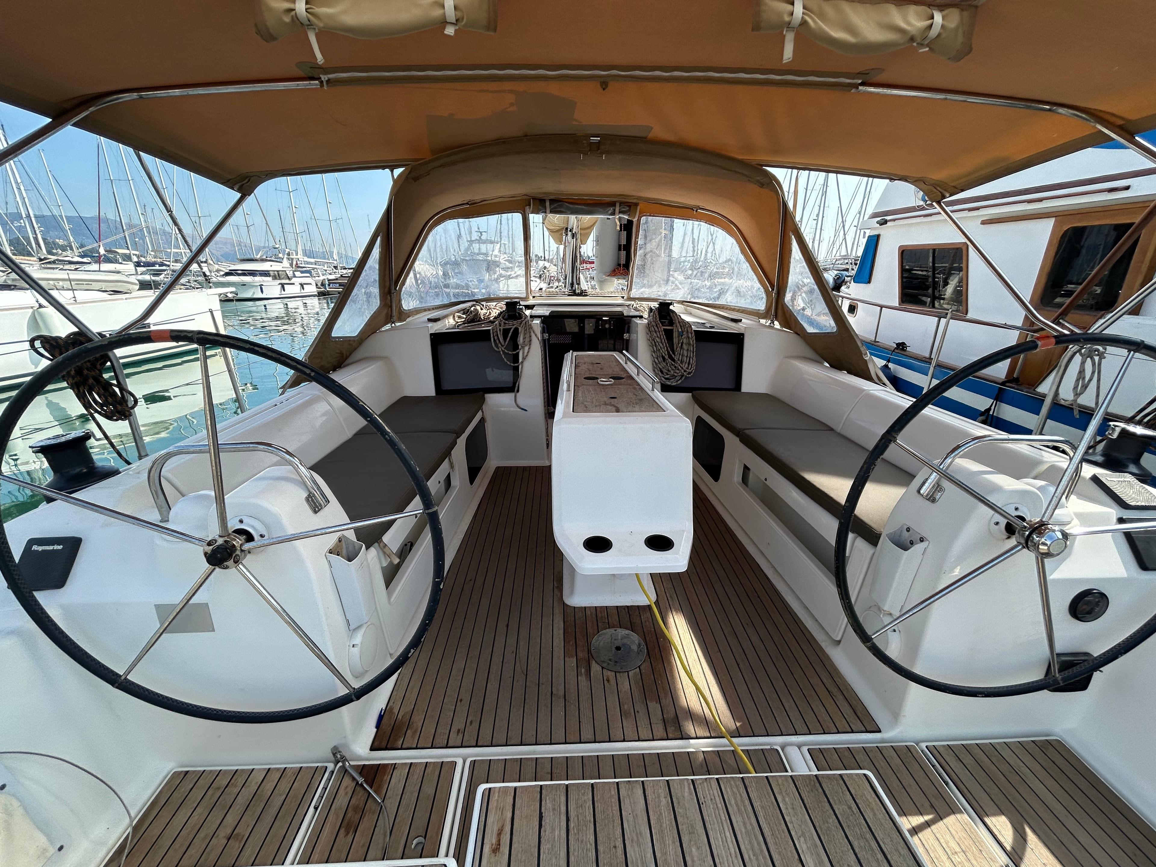 Dufour 412 Grand large Artemis