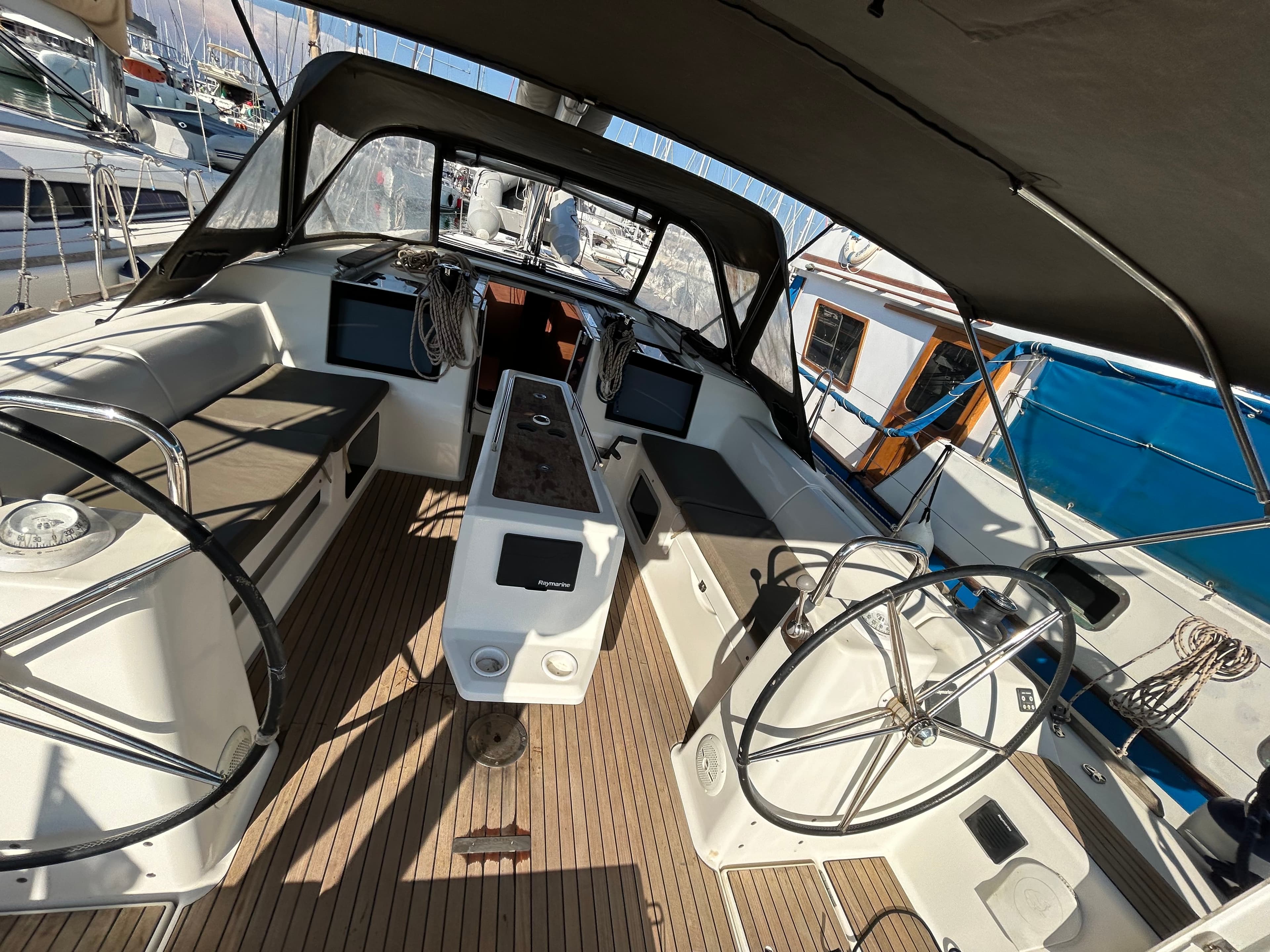 Dufour 460 Grand Large Tango II – bilde 2 av 40