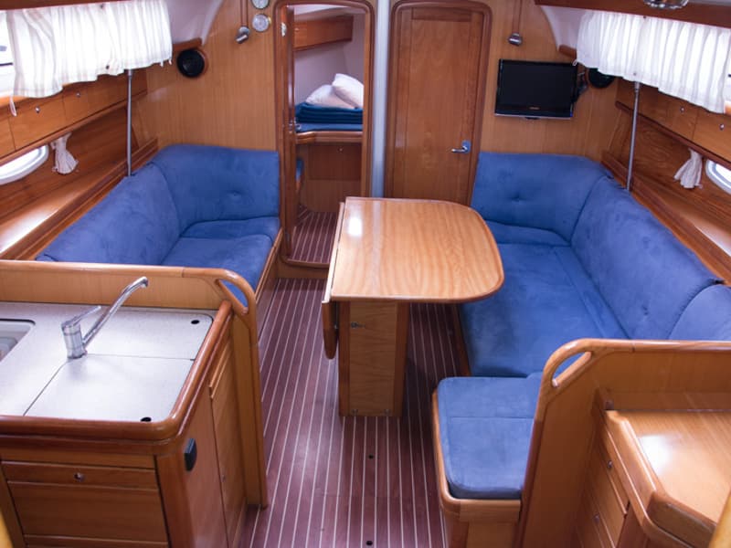 Bavaria 38 Cruiser ANA (new sails 2019) – bilde 2 av 3