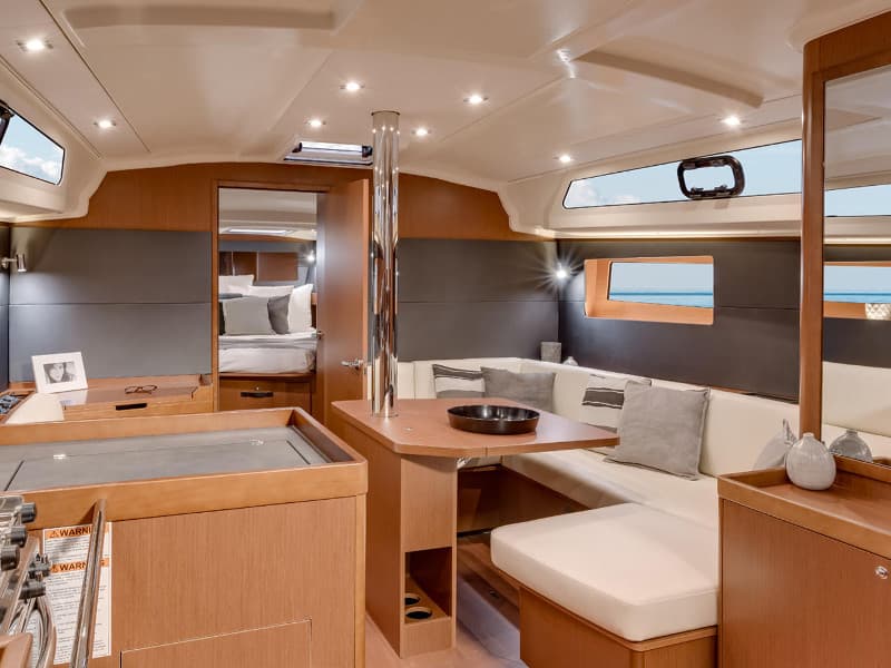 Beneteau Oceanis 41.1 Alma Libre V – bilde 2 av 3