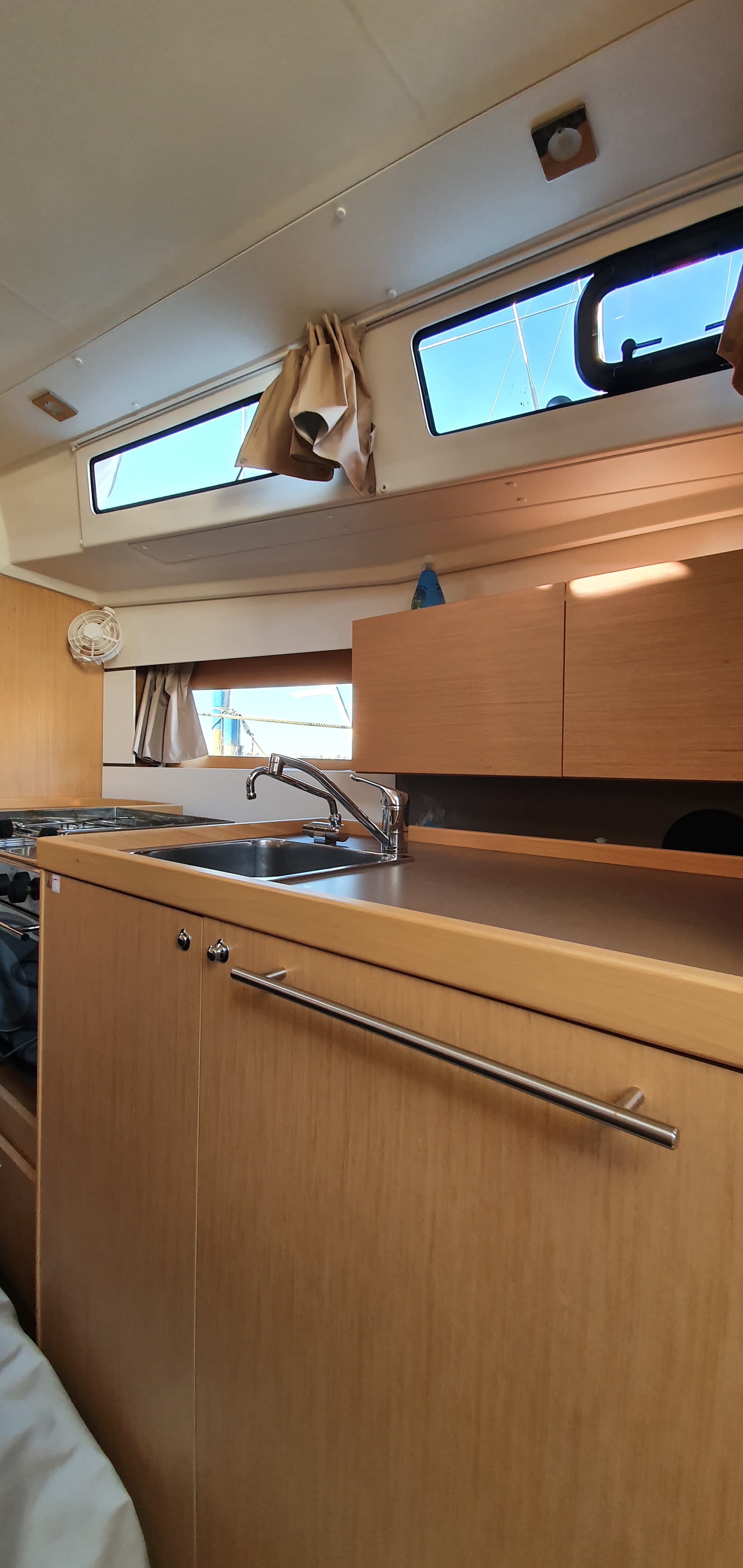 Beneteau Oceanis 38 Follia – bilde 4 av 7