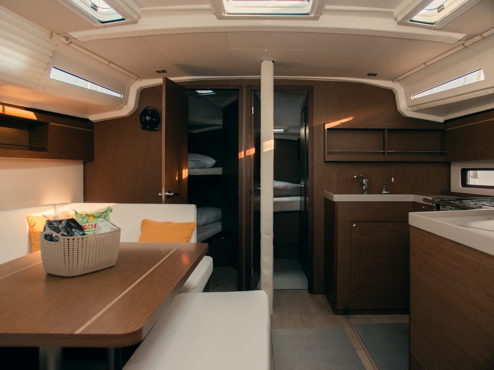 Beneteau Oceanis 40.1 Beatrice – bilde 2 av 11