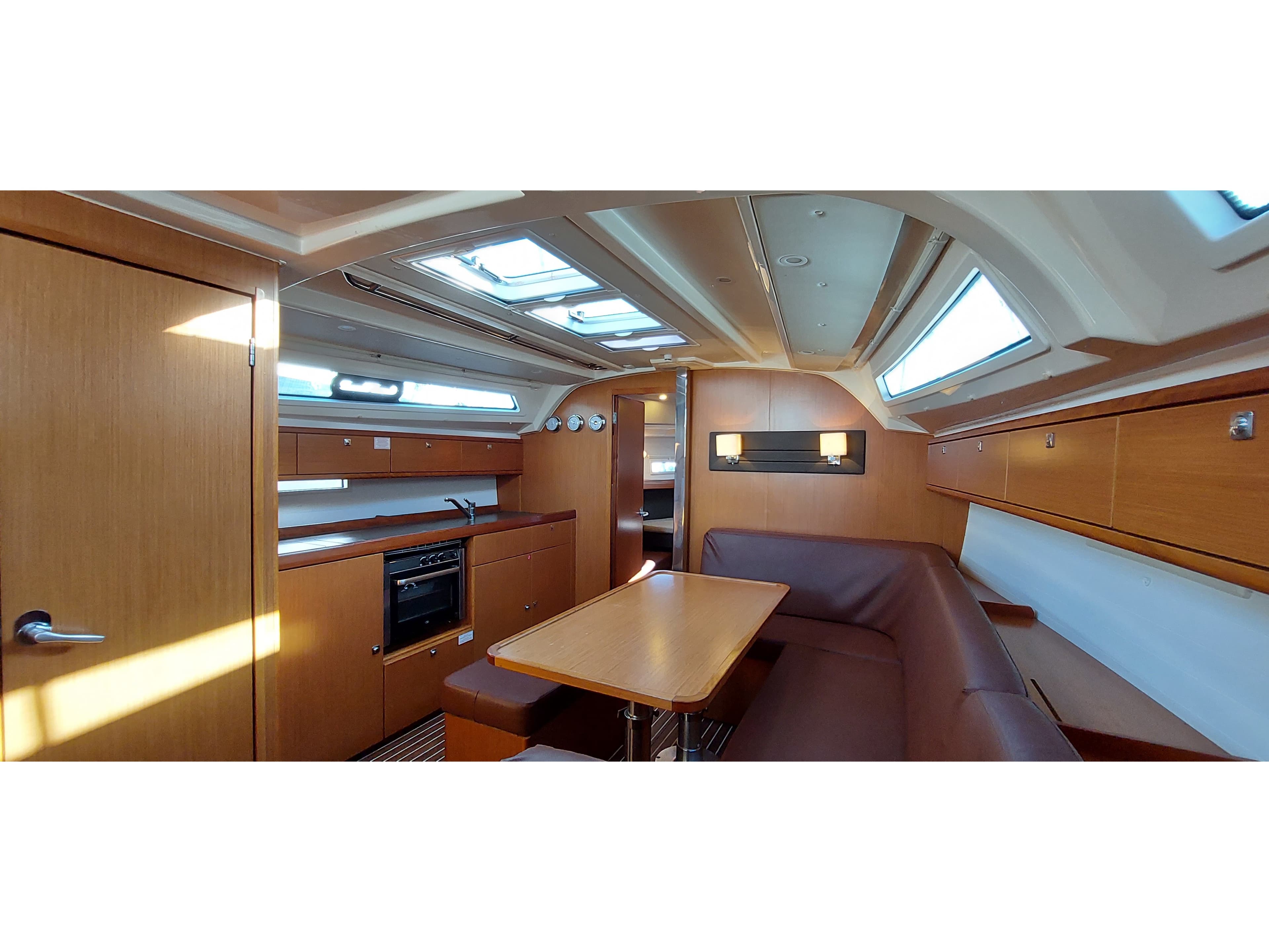 Bavaria Cruiser 41 Oberon – bilde 3 av 6