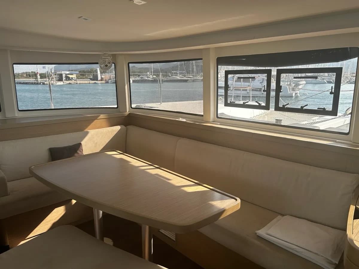 Lagoon 42 Marebella (Pax 12) – bilde 2 av 31