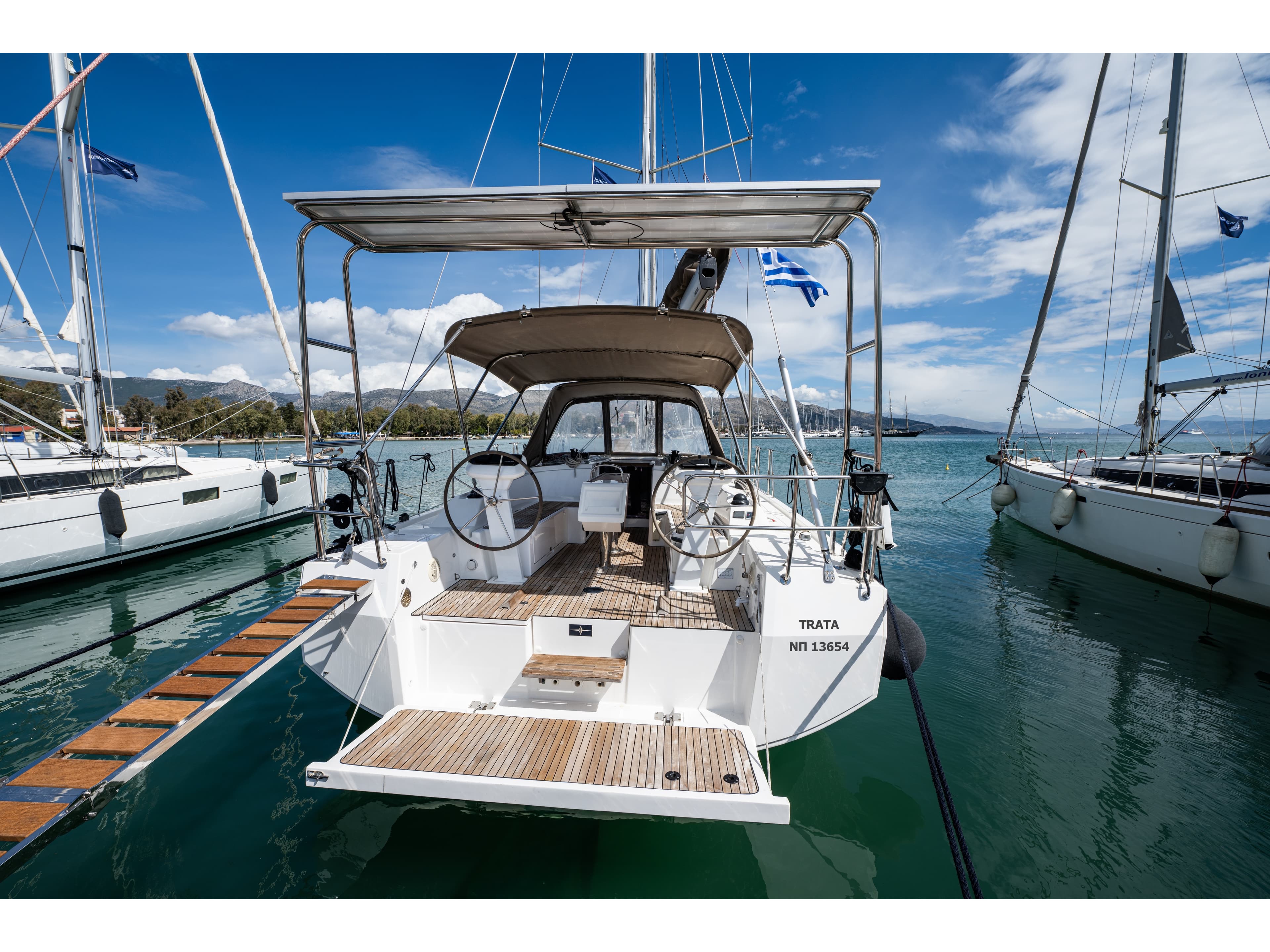 Bavaria C38 Trata