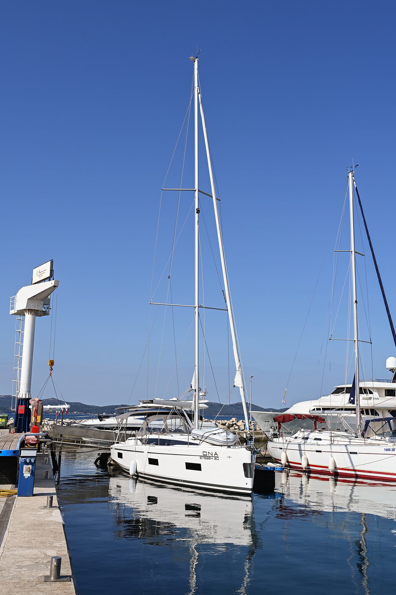 Bavaria C42 Dna – bilde 3 av 95