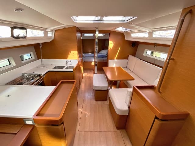 Jeanneau Sun Odyssey 440 Ikalos – bilde 2 av 3