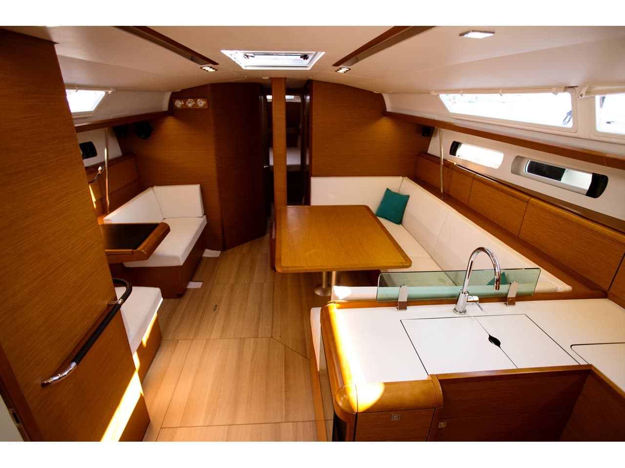 Jeanneau Sun Odyssey 449 Alpha – bilde 2 av 18