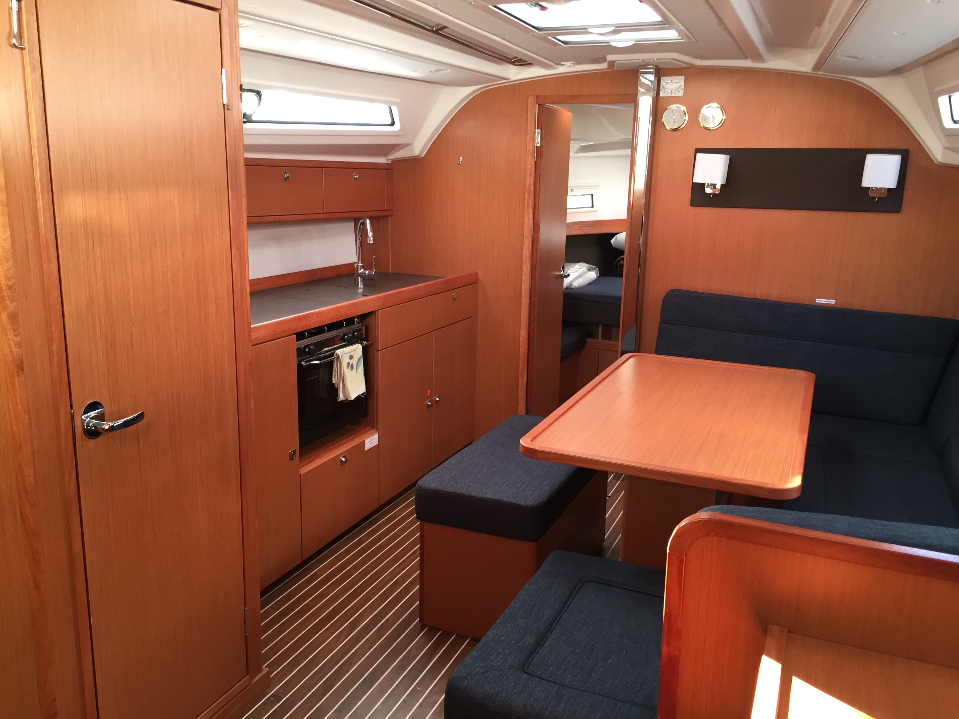 Bavaria Cruiser 41 S/Y Cecilia – bilde 4 av 5