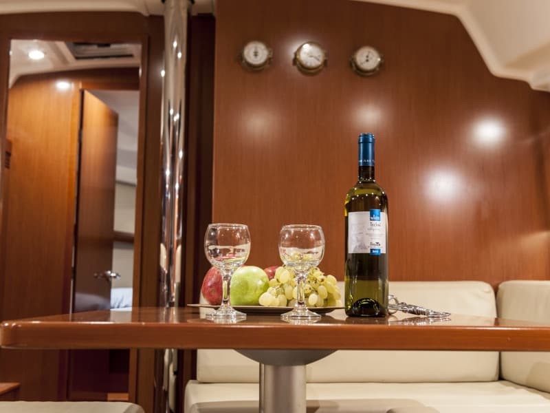 Beneteau Oceanis 43 OASIS - | Bowthruster | Solar P – bilde 2 av 26