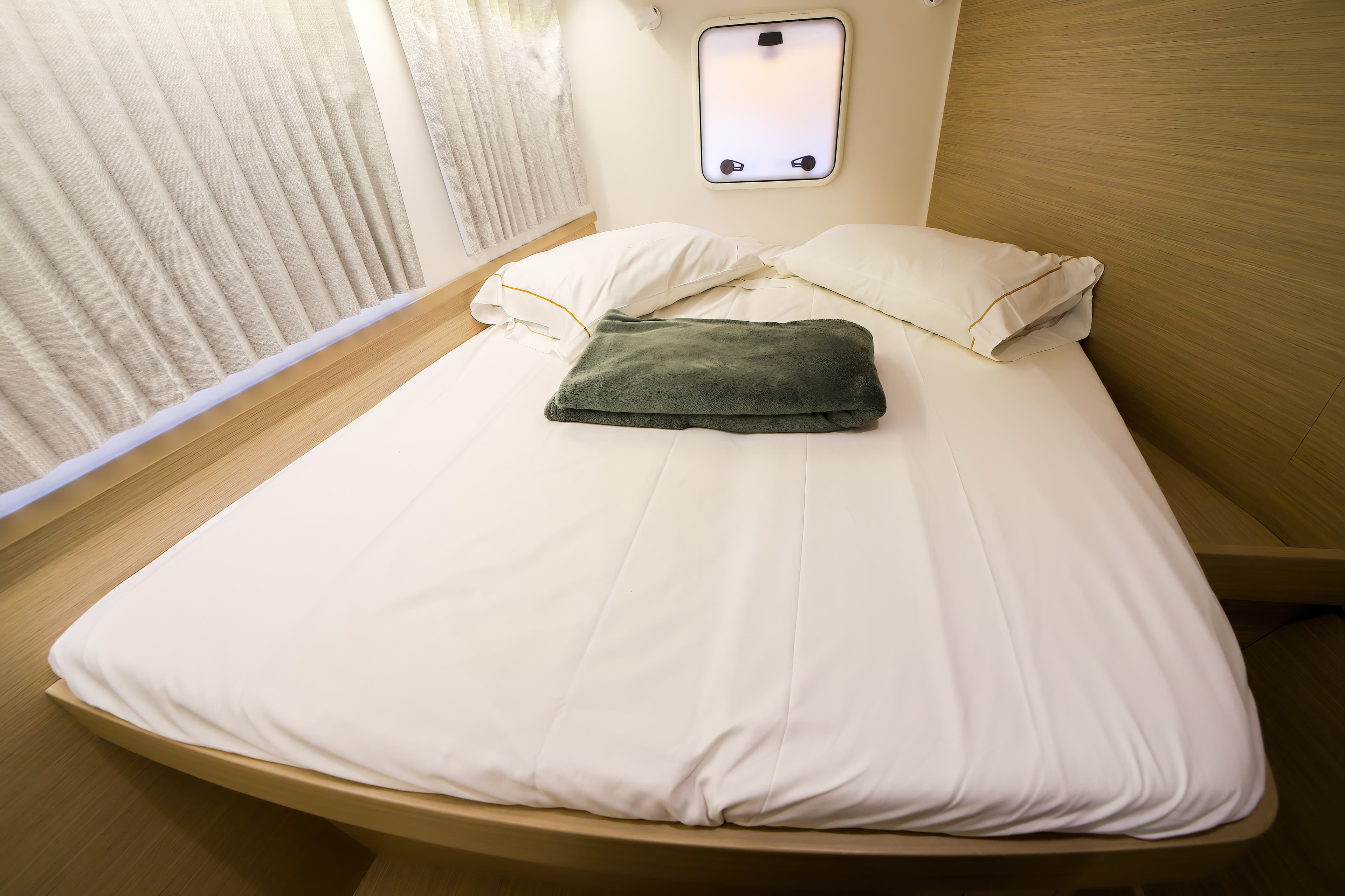Lagoon 42 Panella - Premium line – bilde 2 av 18