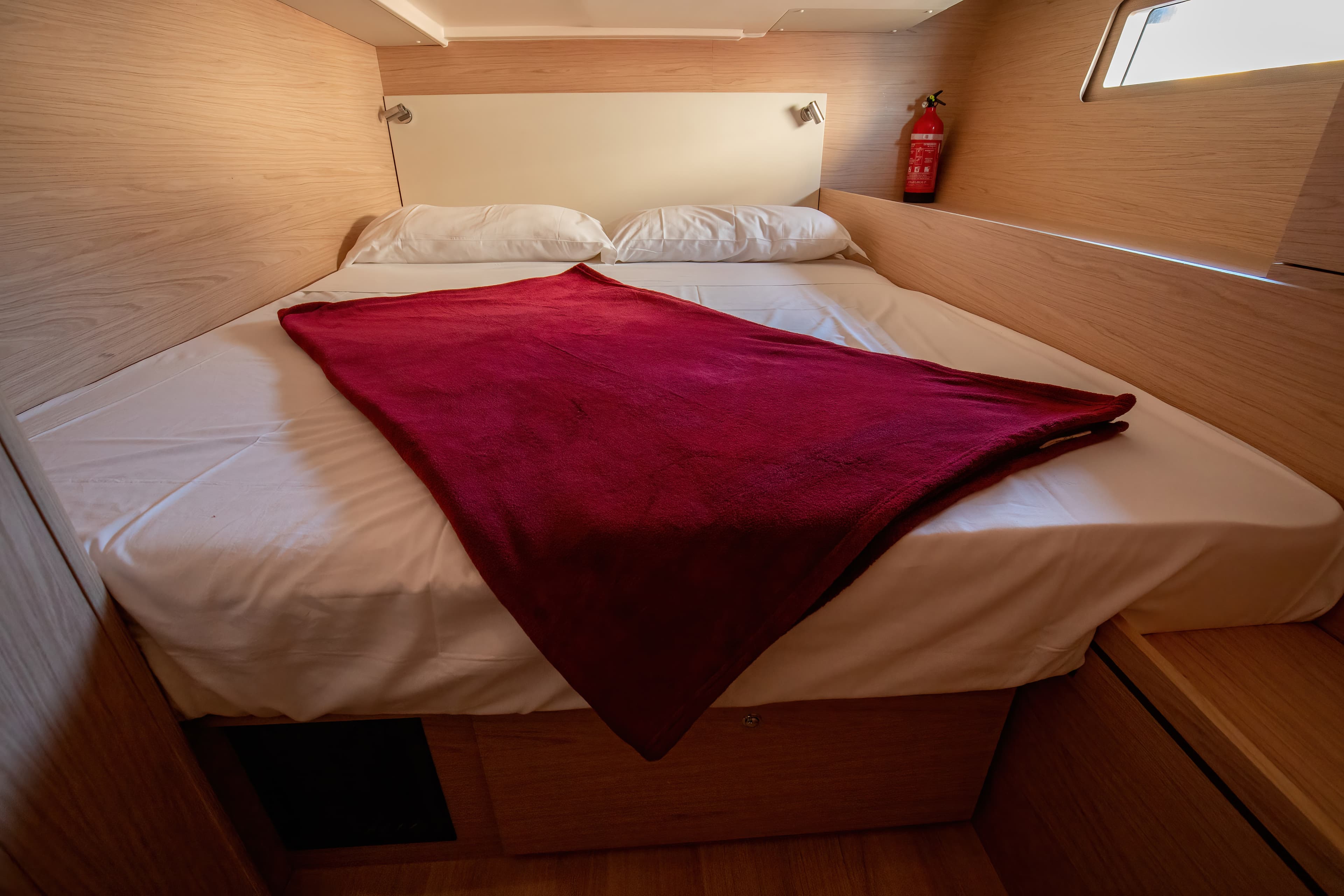 Beneteau Oceanis 51.1 Olimpia - Standard Line – bilde 2 av 37