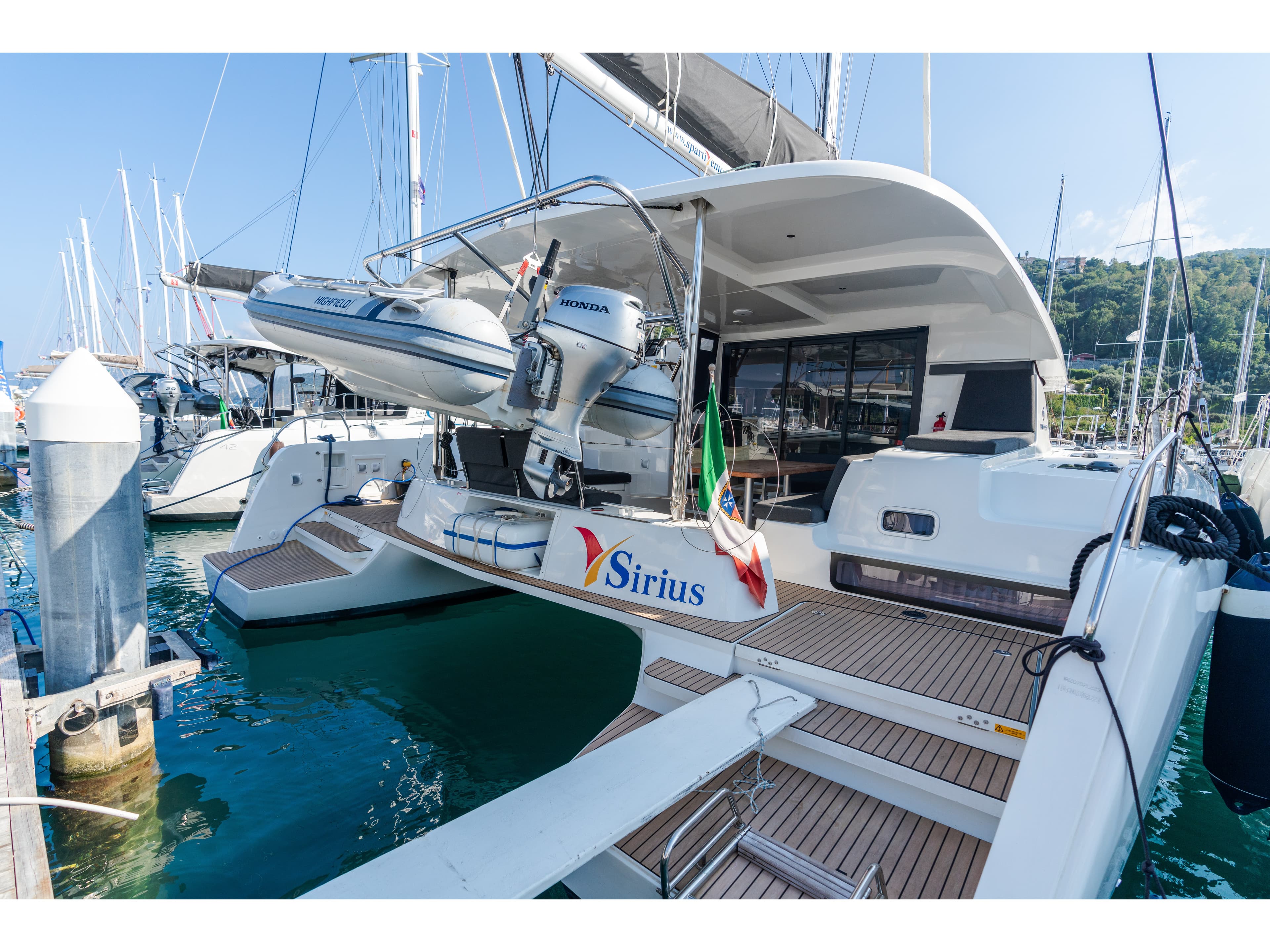 Lagoon 42 Sirius - Comfort Line