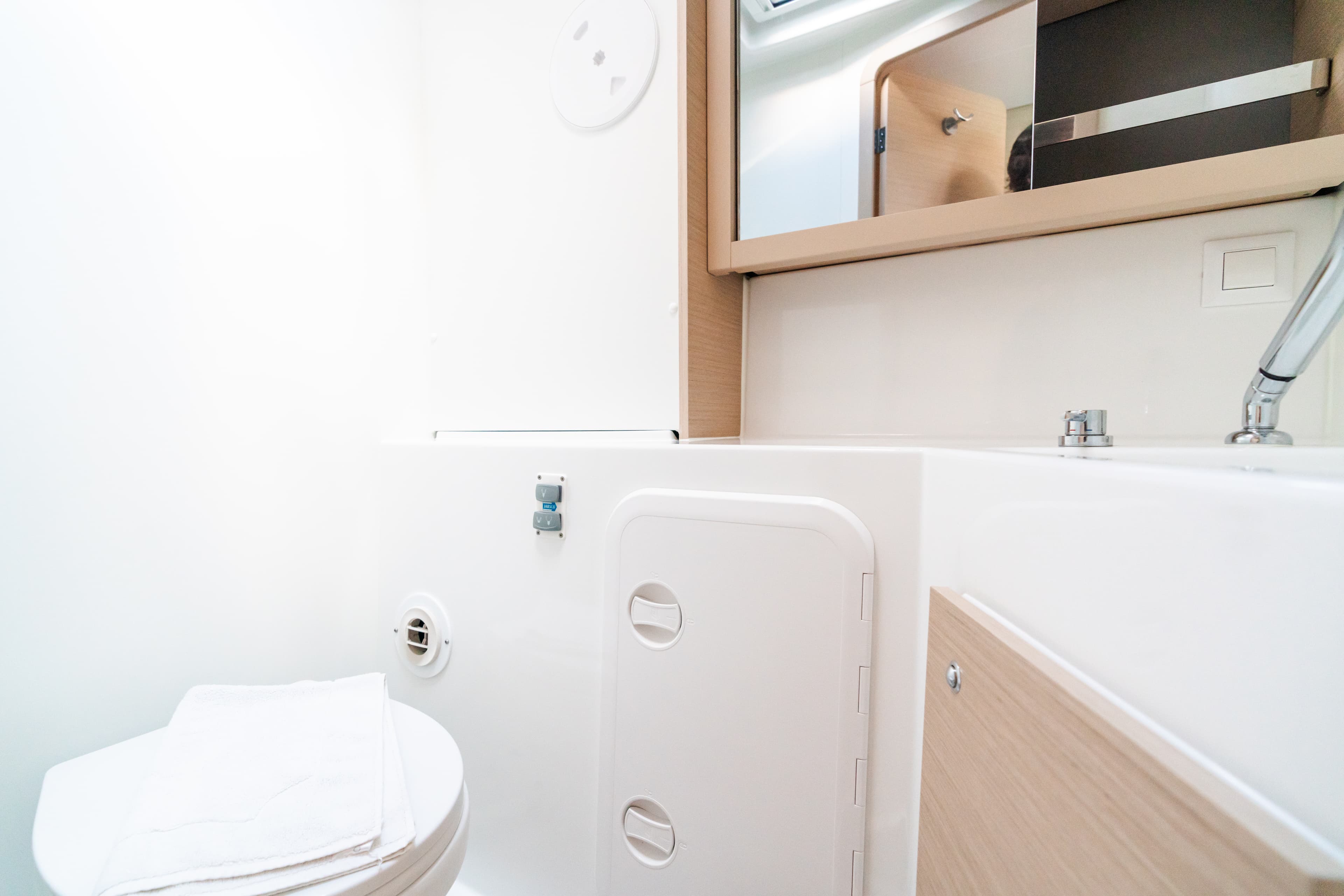 Lagoon 42 Ferd - Premium line – bilde 3 av 28