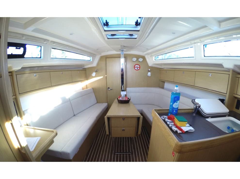 Bavaria Cruiser 34 – bilde 4 av 6