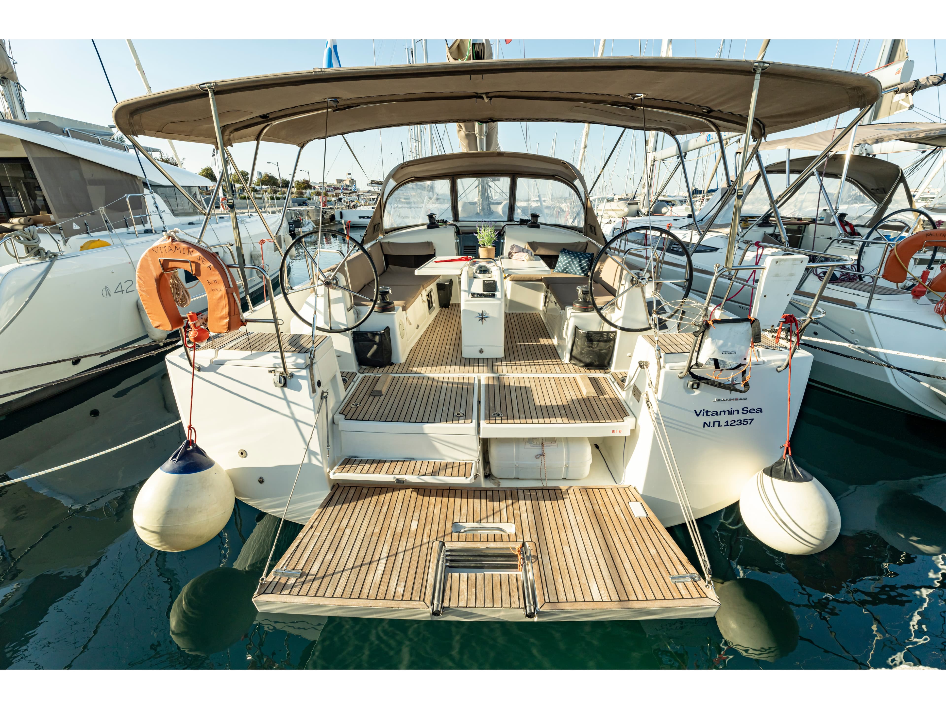 Jeanneau Sun Odyssey 490 VITAMIN SEA