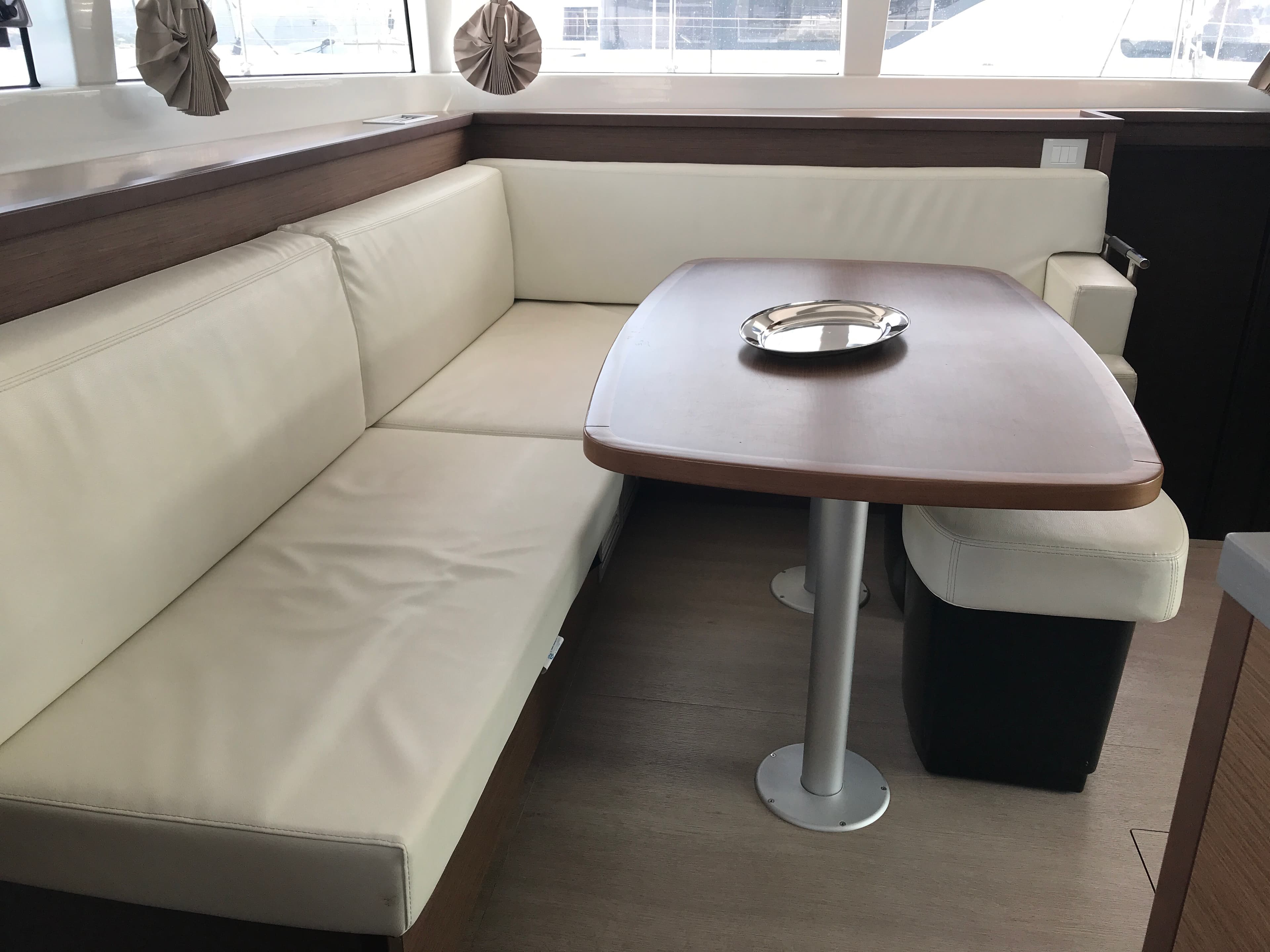 Lagoon 450 Fly Cor Caroli – bilde 5 av 17