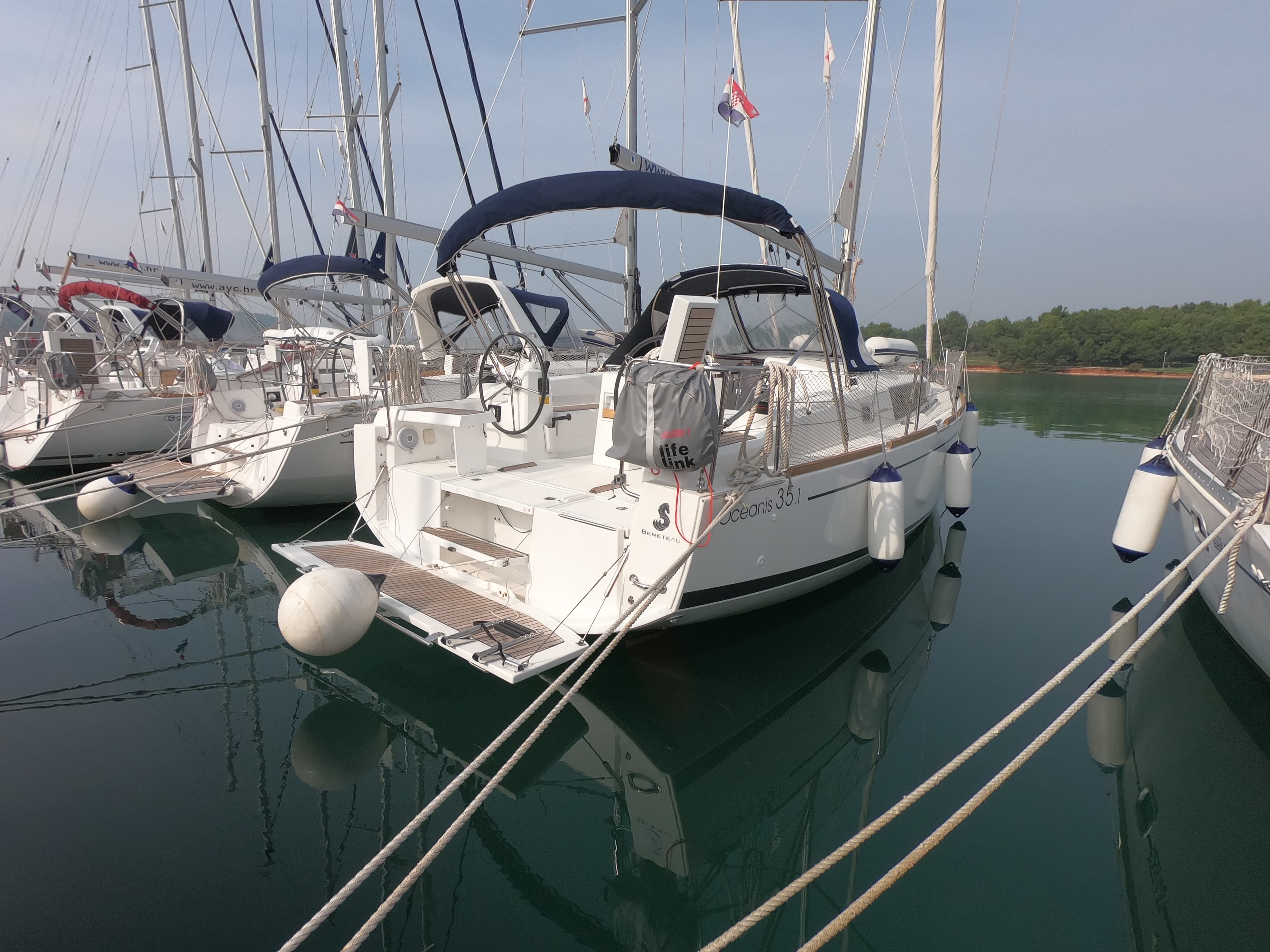 Beneteau Oceanis 35.1 Abeona – bilde 2 av 14