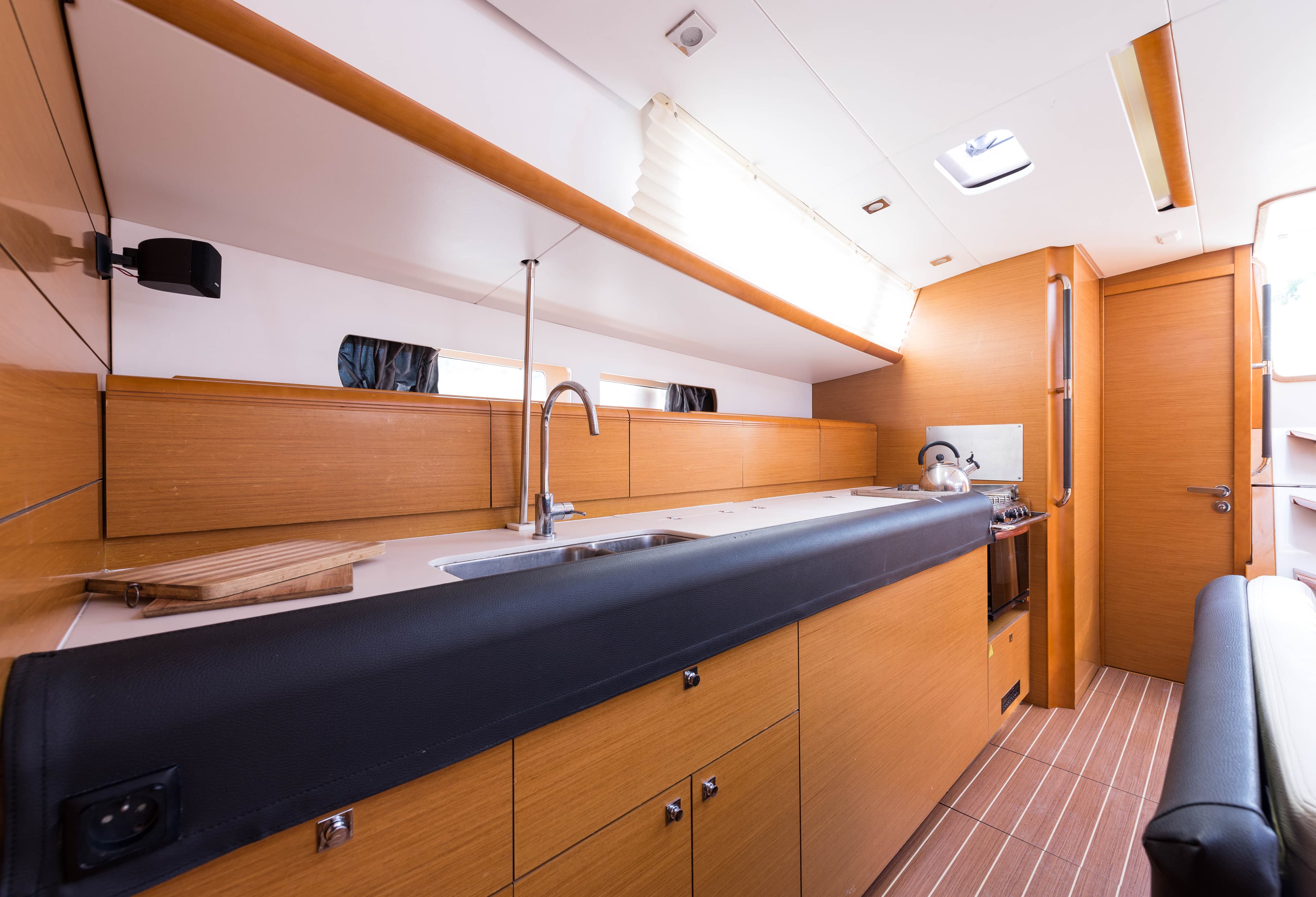 Jeanneau Sun Odyssey 469 Vega – bilde 2 av 71