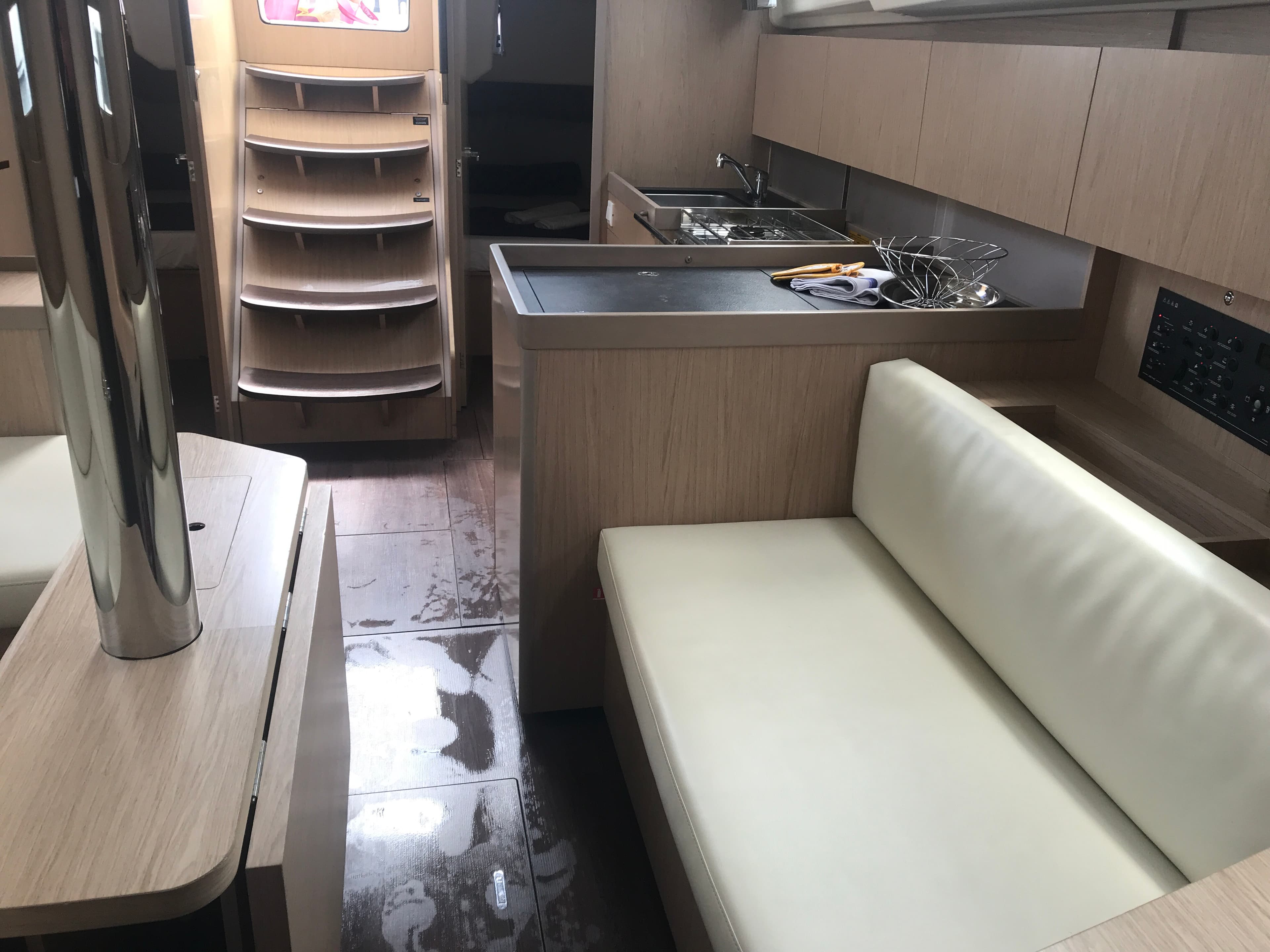 Beneteau Oceanis 41.1 Achemar – bilde 3 av 14