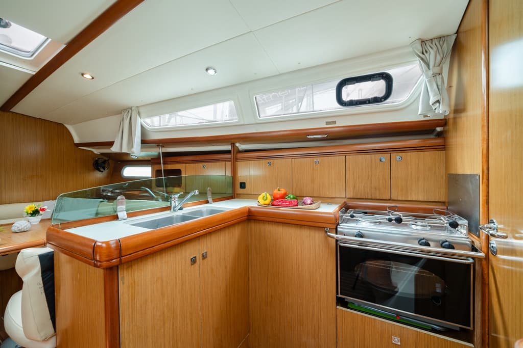 Jeanneau Sun Odyssey 36i DIONE – bilde 3 av 10