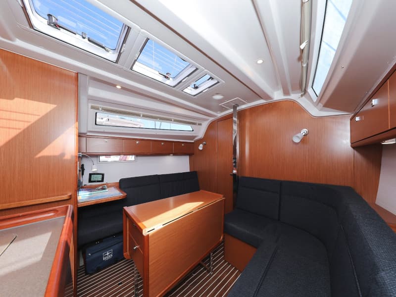 Bavaria Cruiser 37 Lupe – bilde 4 av 107