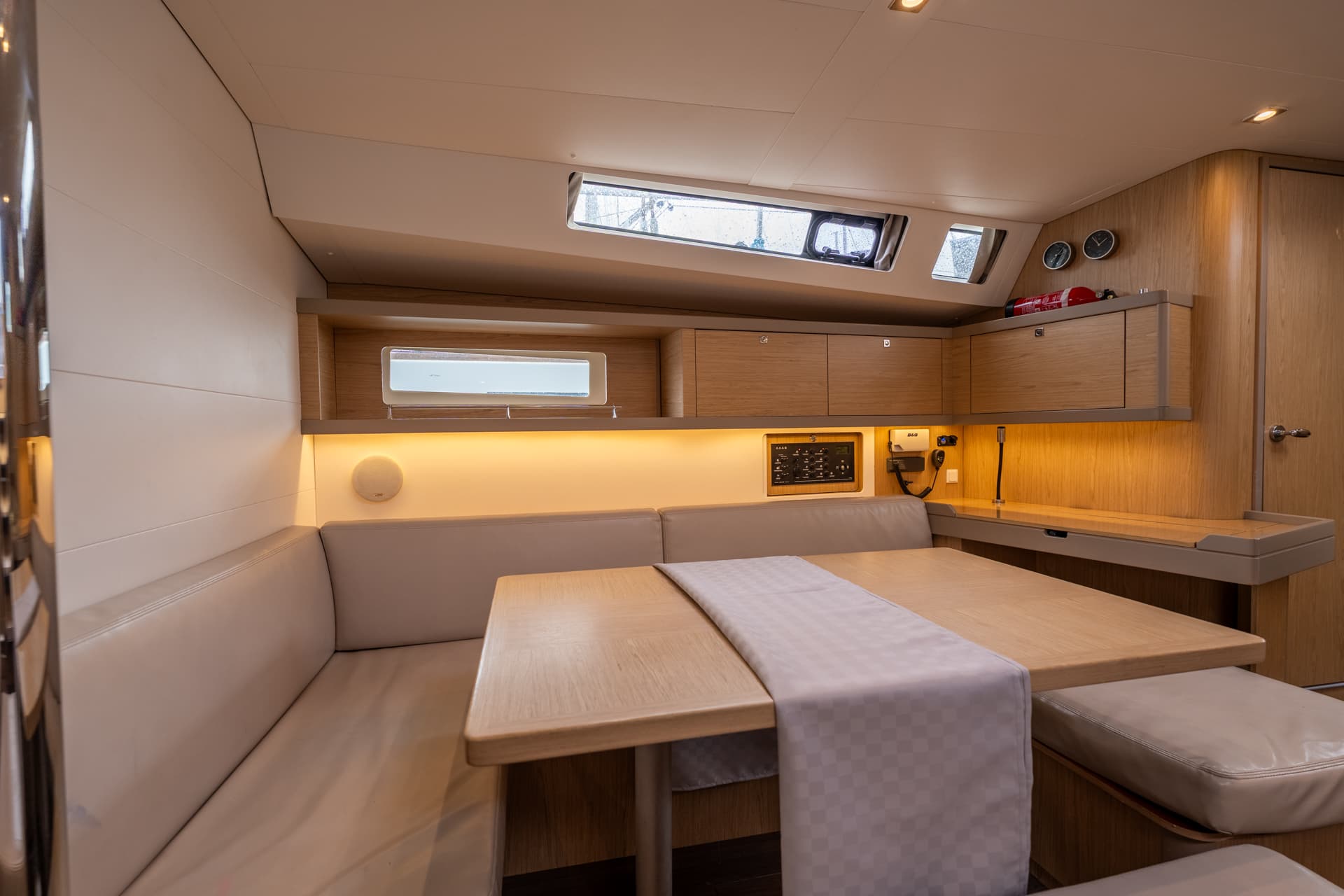 Beneteau Oceanis 45 Asteria - Standard line – bilde 2 av 25