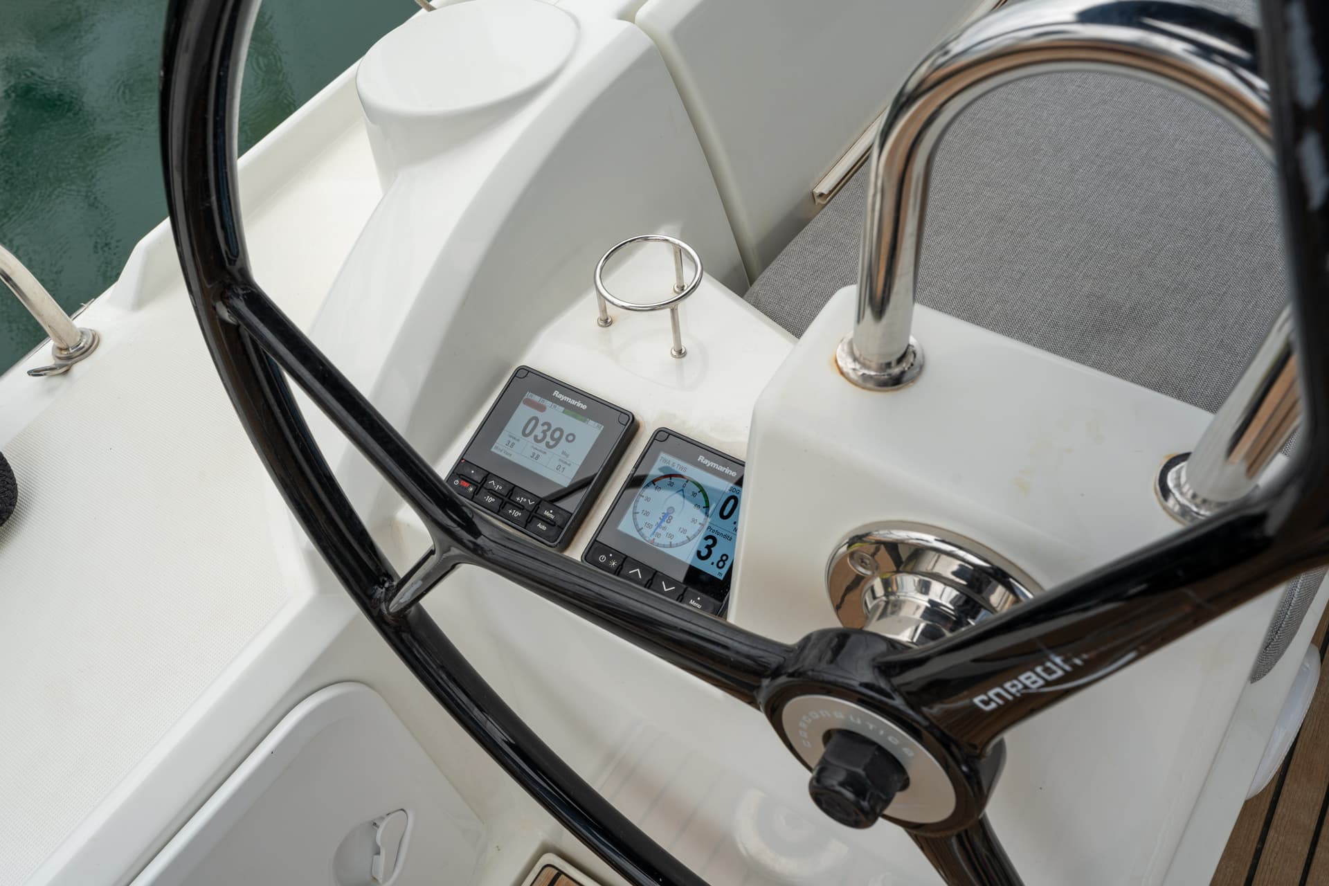 Beneteau Oceanis 34.1 Pluto - Comfort line – bilde 2 av 18
