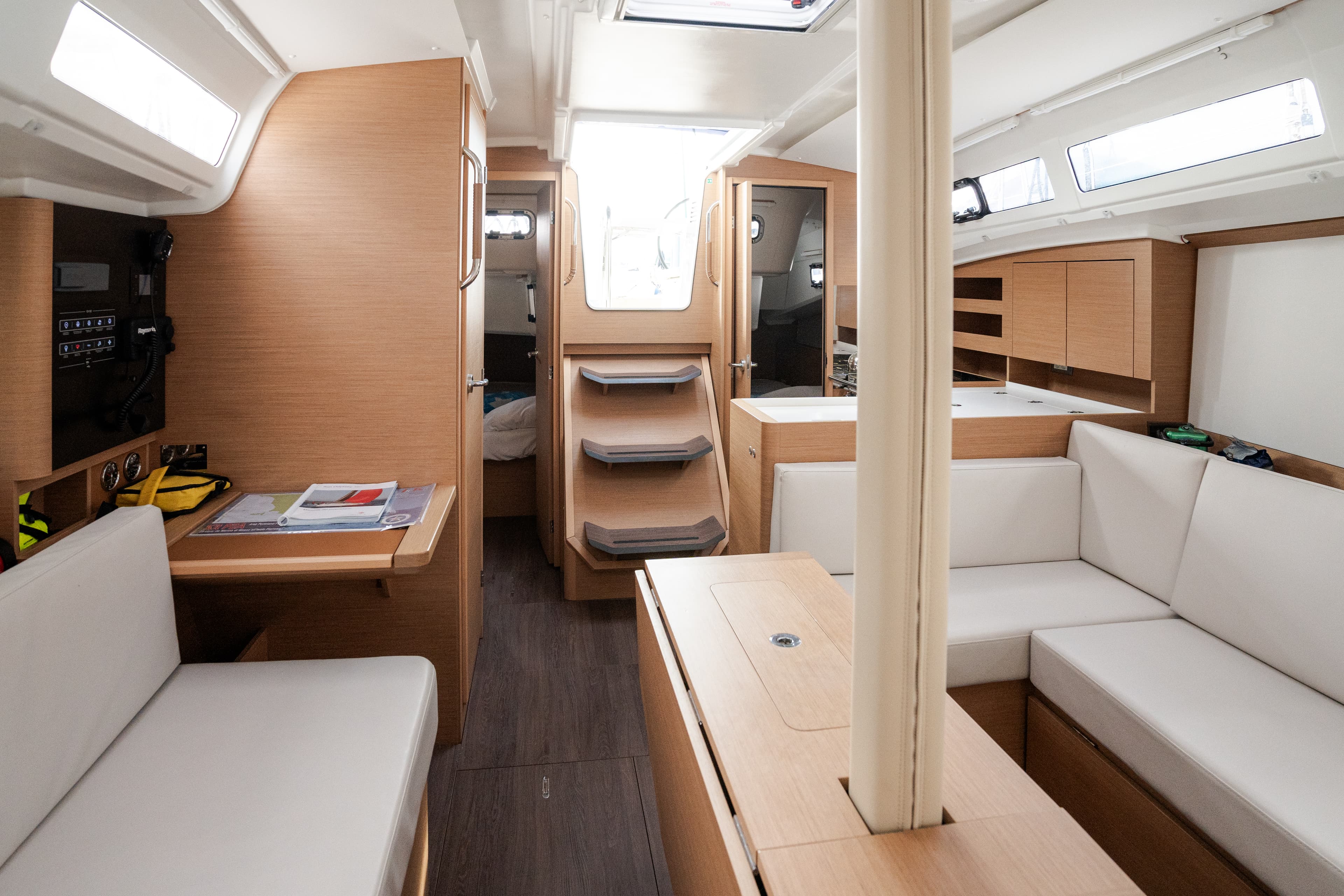 Jeanneau Sun Odyssey 380 Phoenix - Comfort line – bilde 2 av 16