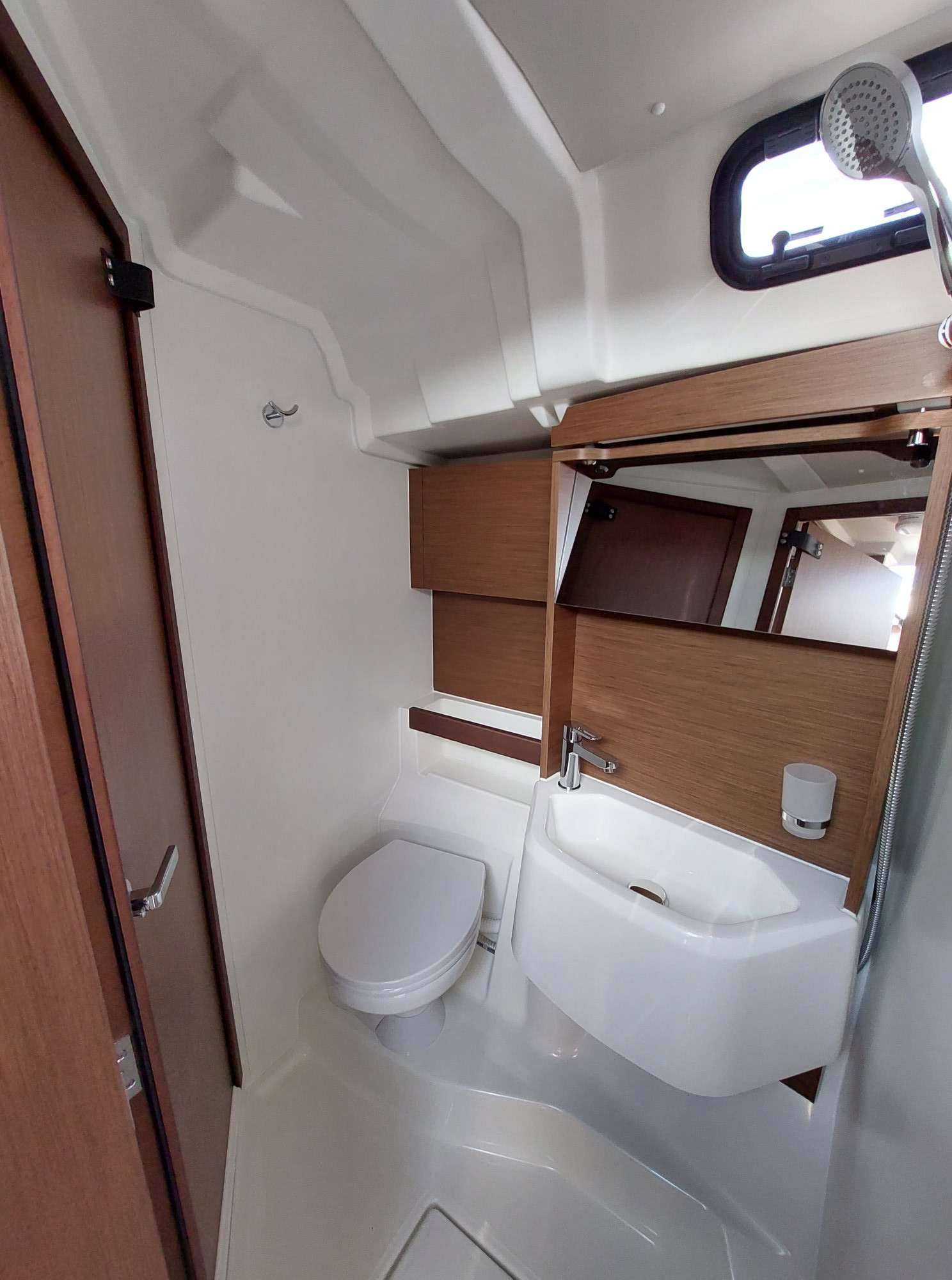 Beneteau Oceanis 51.1 – bilde 3 av 15
