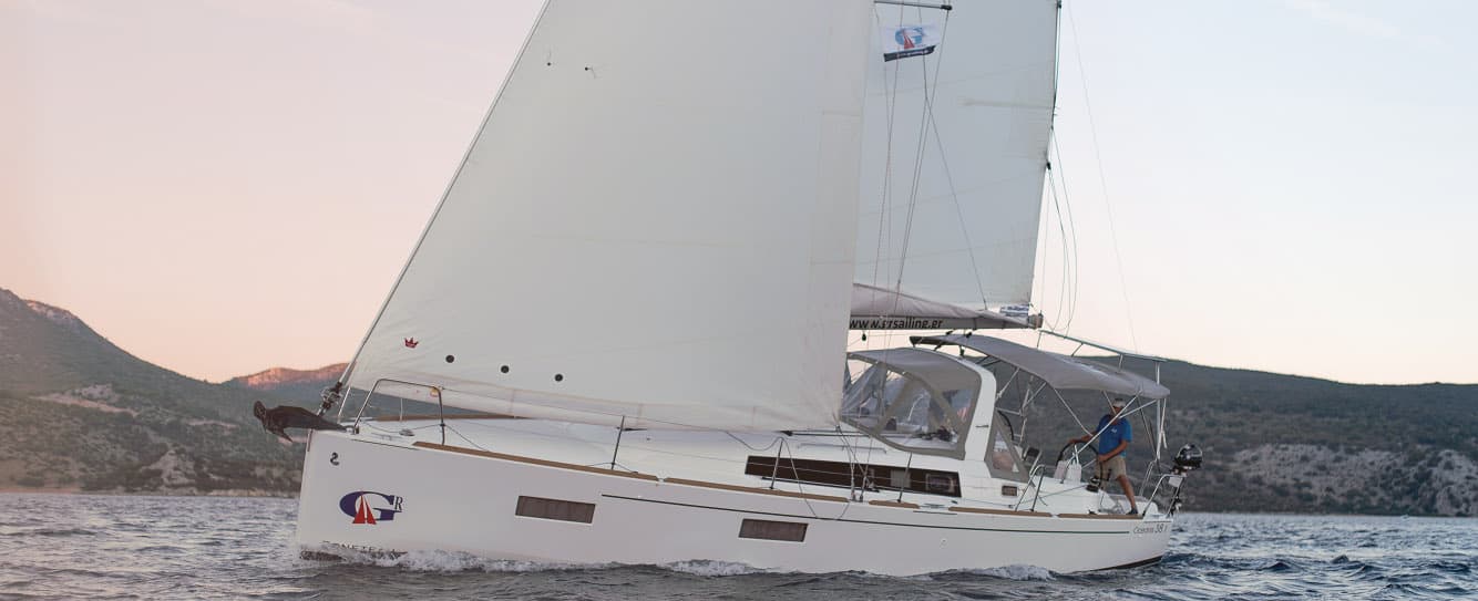 Beneteau Oceanis 38.1 SIRINA "Sails 2025" – bilde 2 av 15