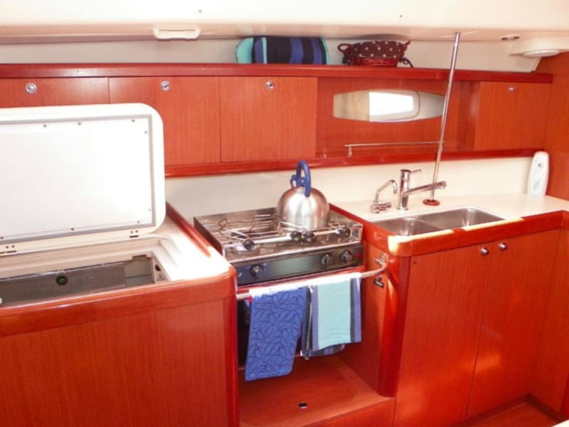 Beneteau Oceanis 43 SEACRET – bilde 5 av 8