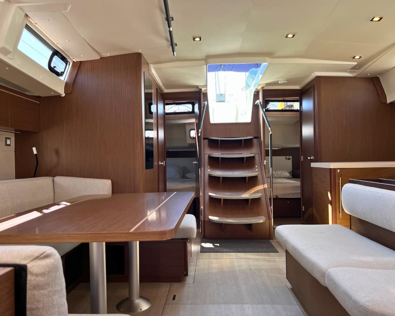 Beneteau Oceanis 51.1 Le Streghe - Comfort line – bilde 5 av 24
