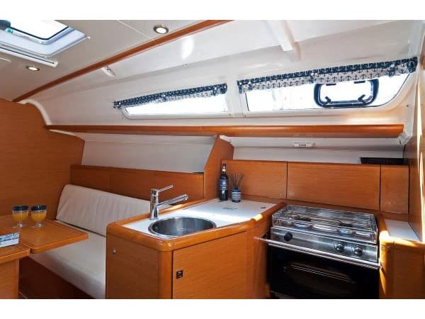 Jeanneau Sun Odyssey 33i KIKI KISS – bilde 3 av 7