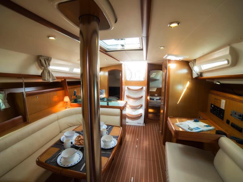 Jeanneau Sun Odyssey 42 i Triton (NEW sails 2021) – bilde 5 av 6
