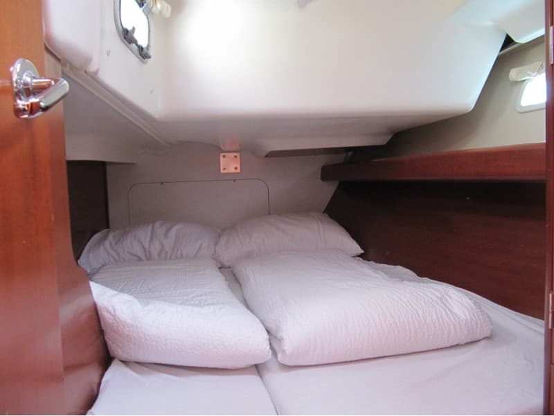 Beneteau Oceanis 393 Mare – bilde 2 av 12