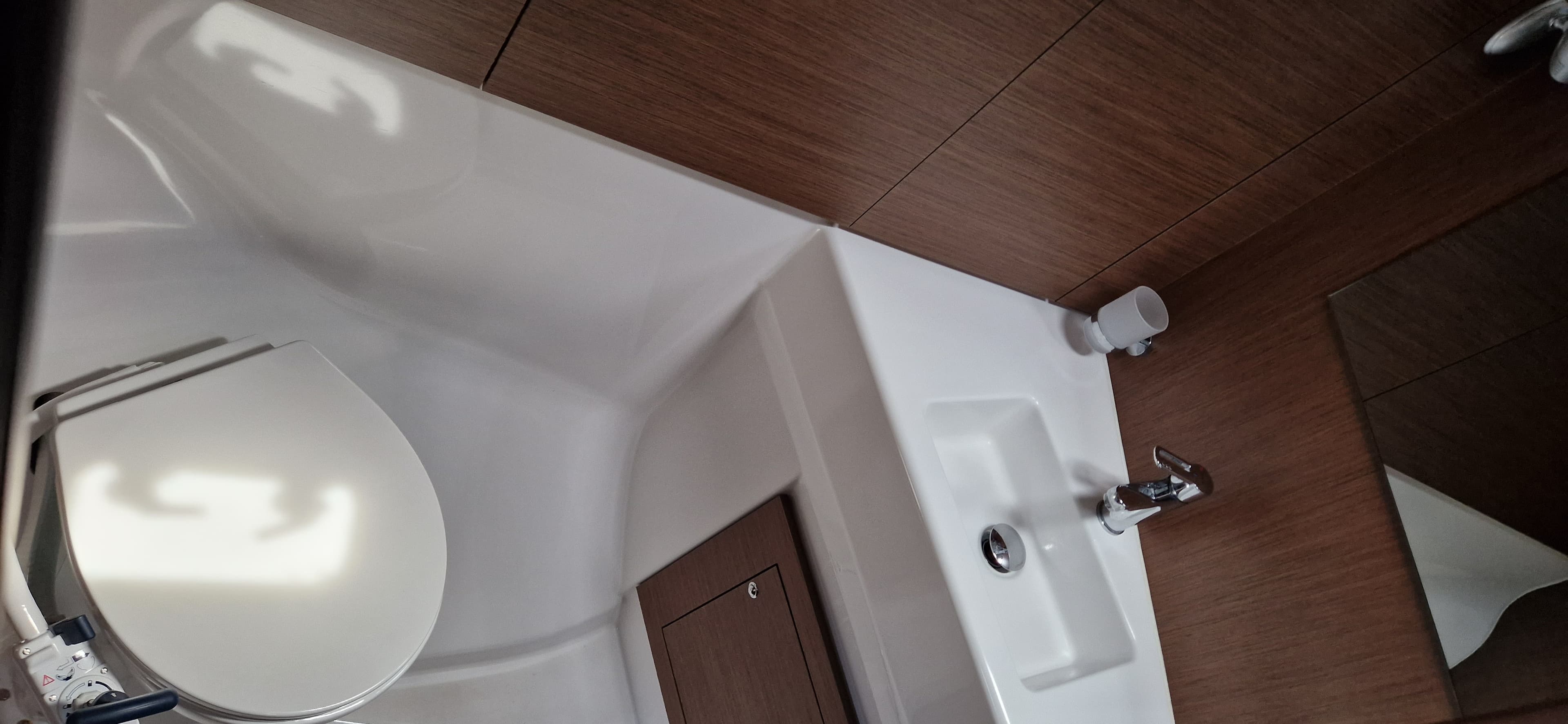 Beneteau Oceanis 40.1 Sali – bilde 4 av 18