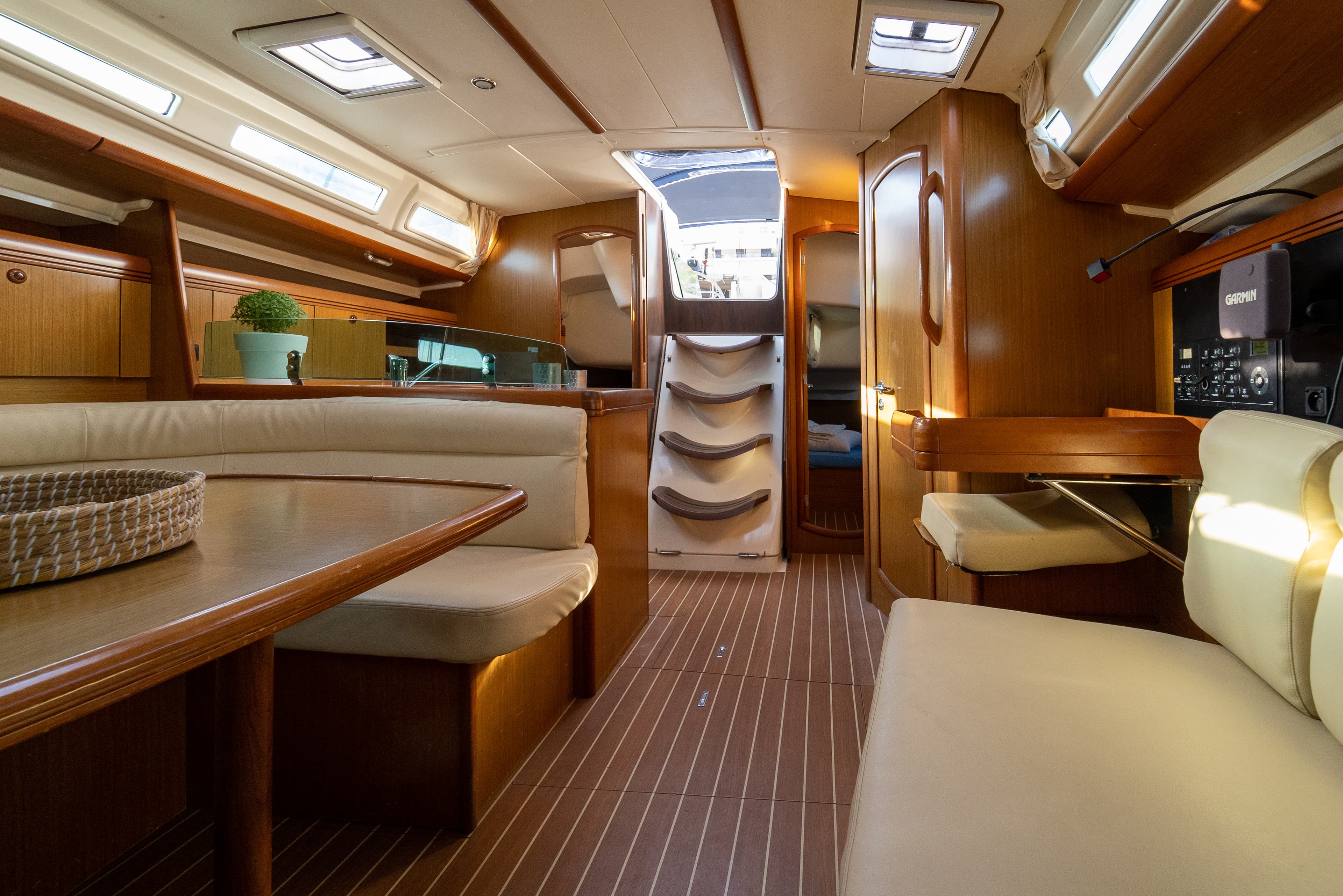Jeanneau Sun Odyssey 42 i Mesogeios – bilde 5 av 18