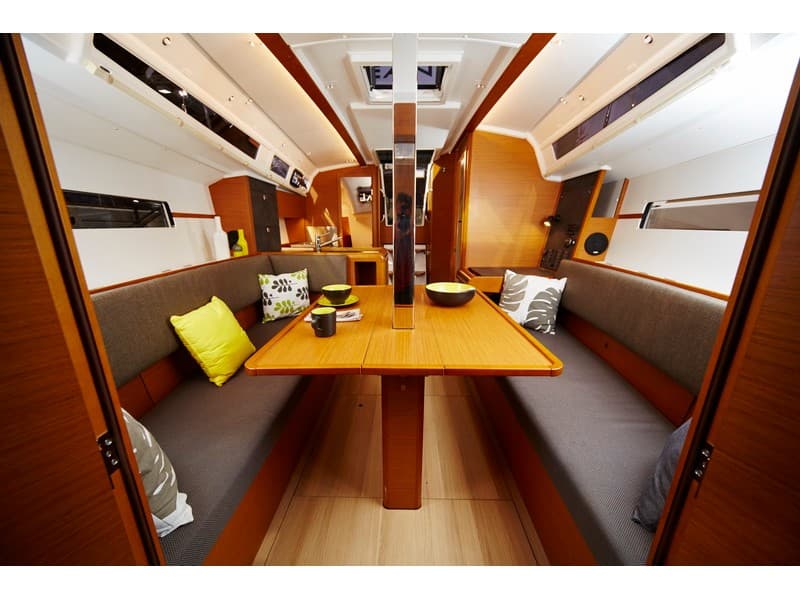 Jeanneau Sun Odyssey 349 Bravo Kiss – bilde 2 av 3